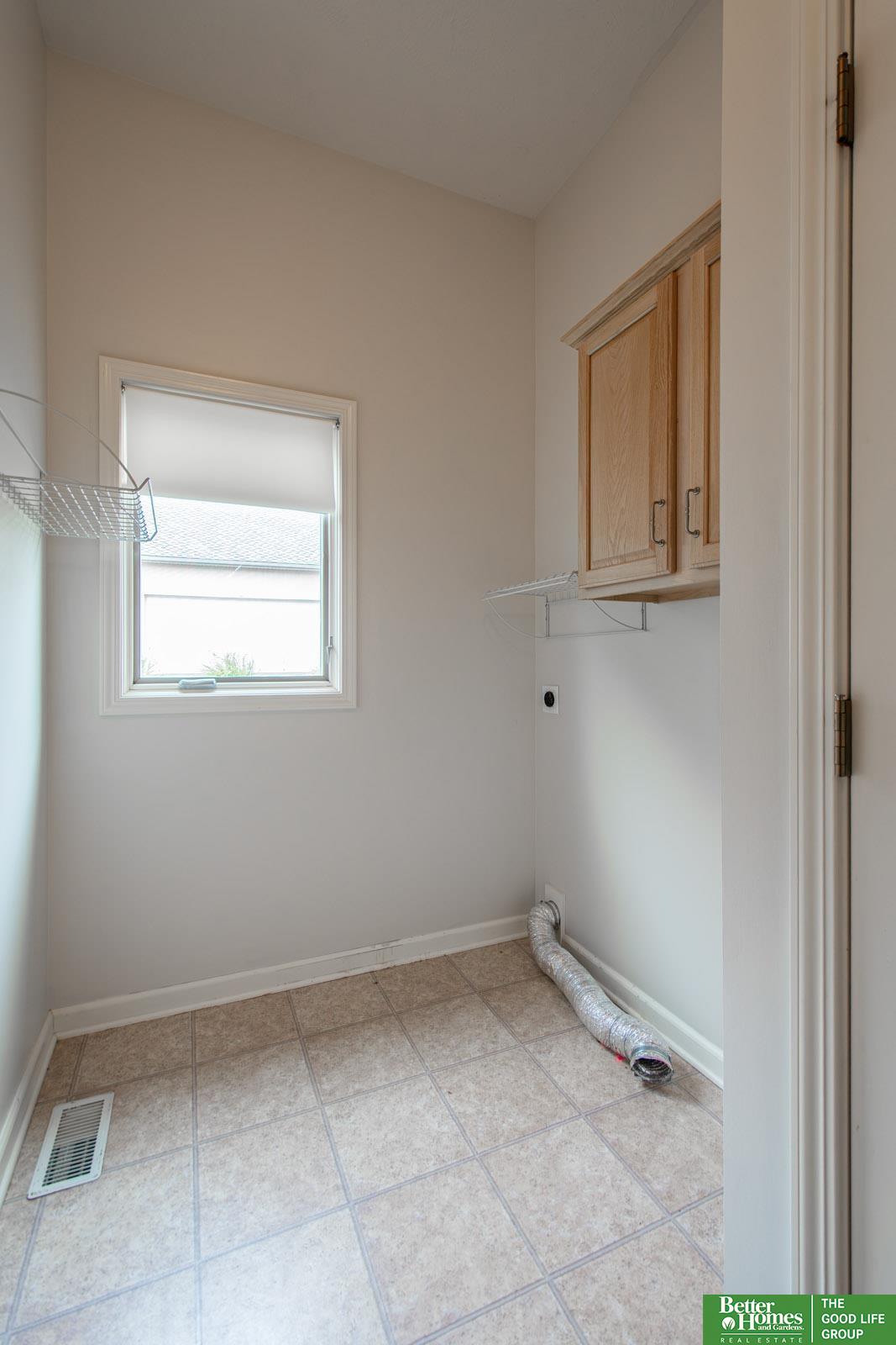 11426 Iowa Circle