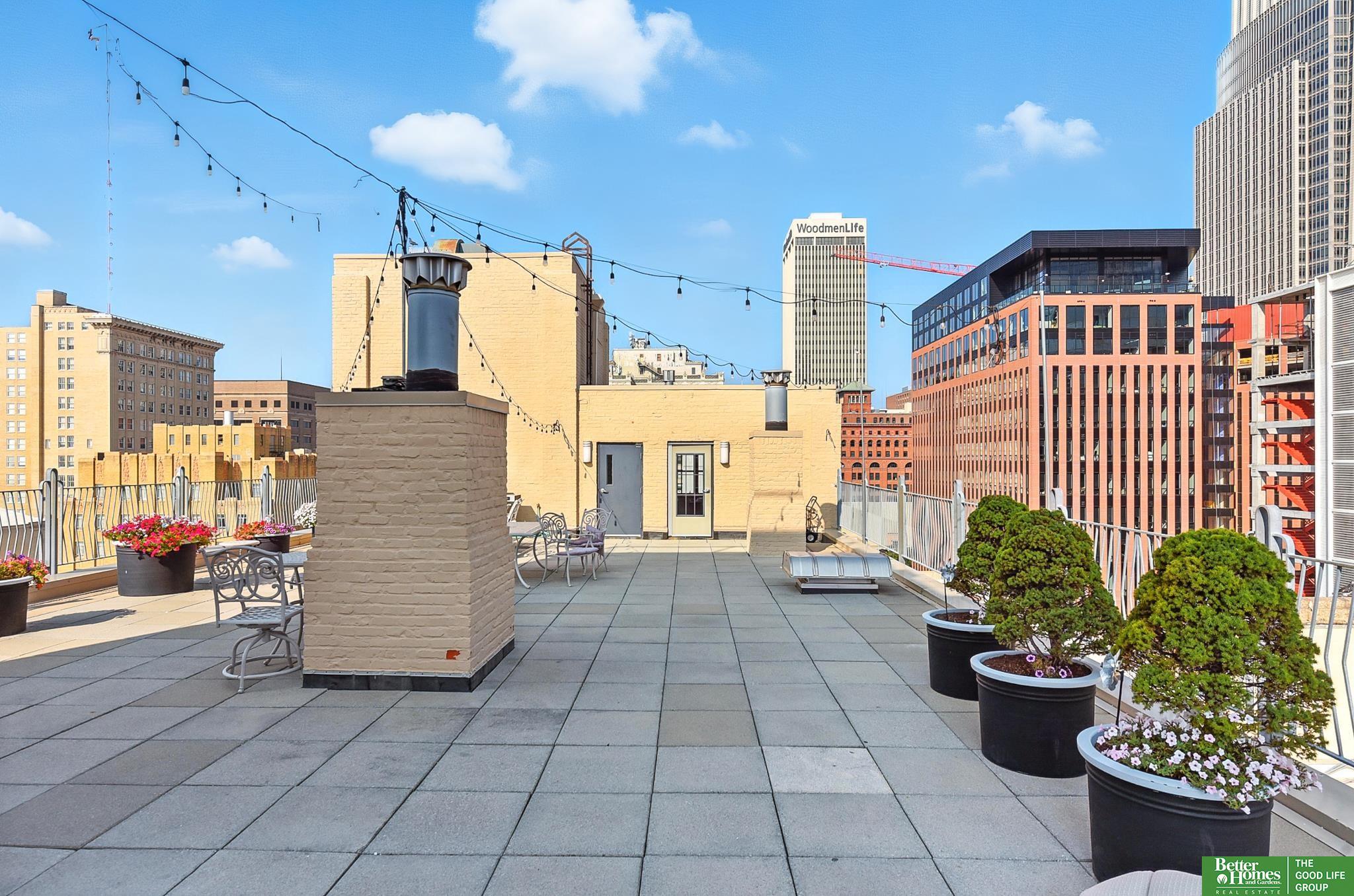 1403 Farnam Street # 512
