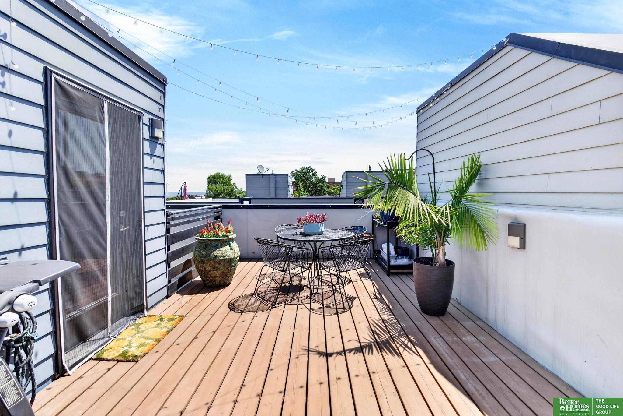 1207 S 10 Court