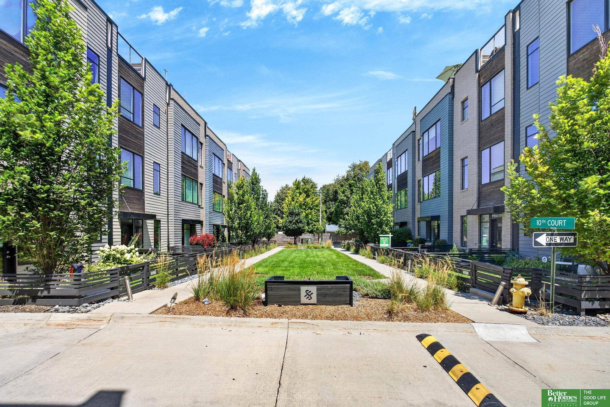 1207 S 10 Court