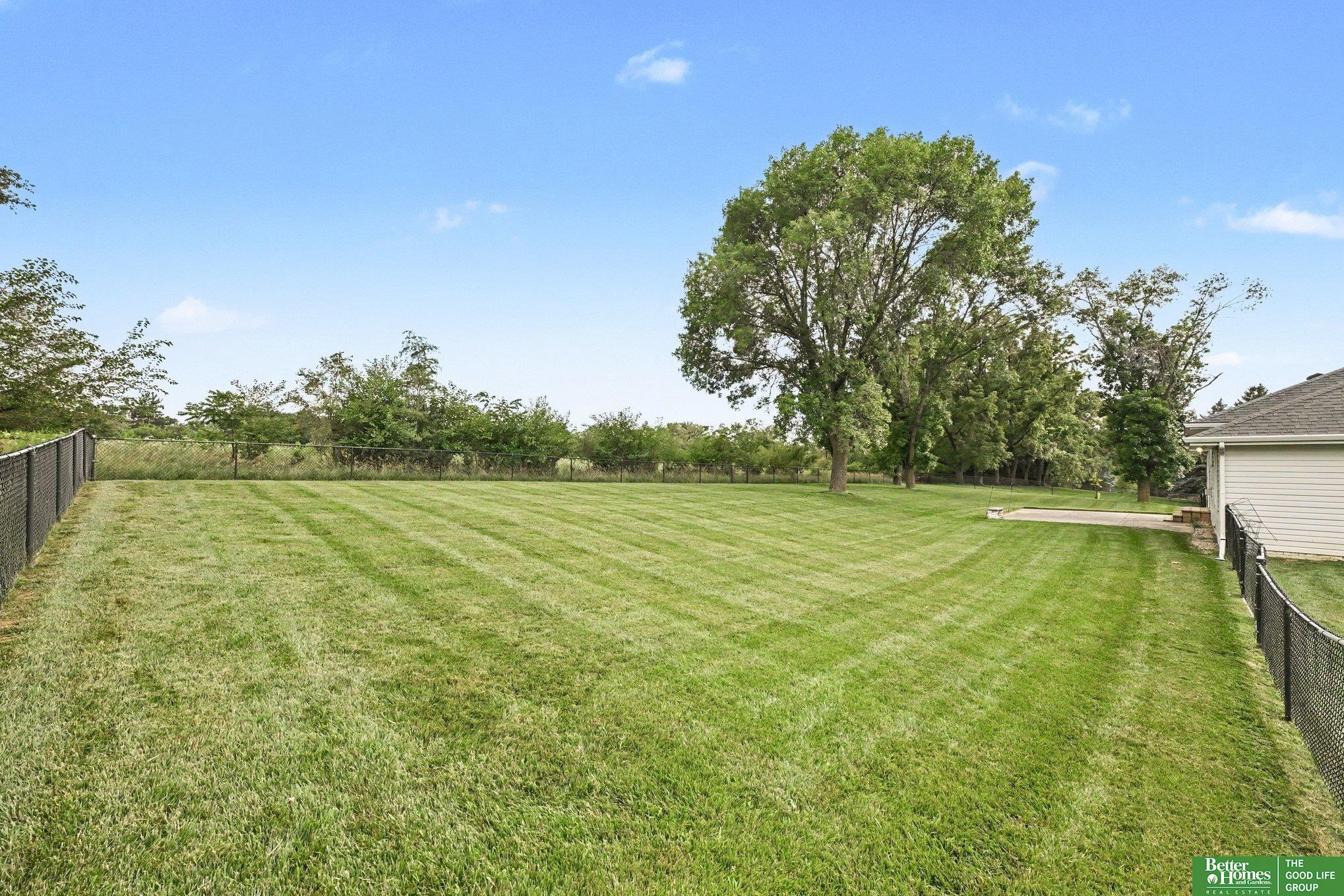 7707 Fairway Drive