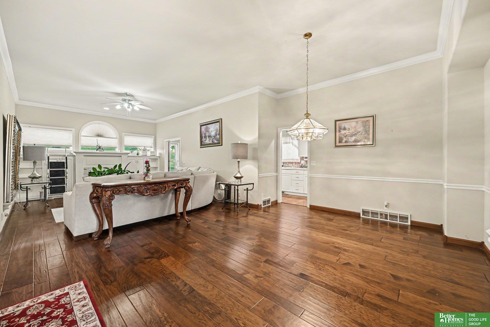 7707 Fairway Drive