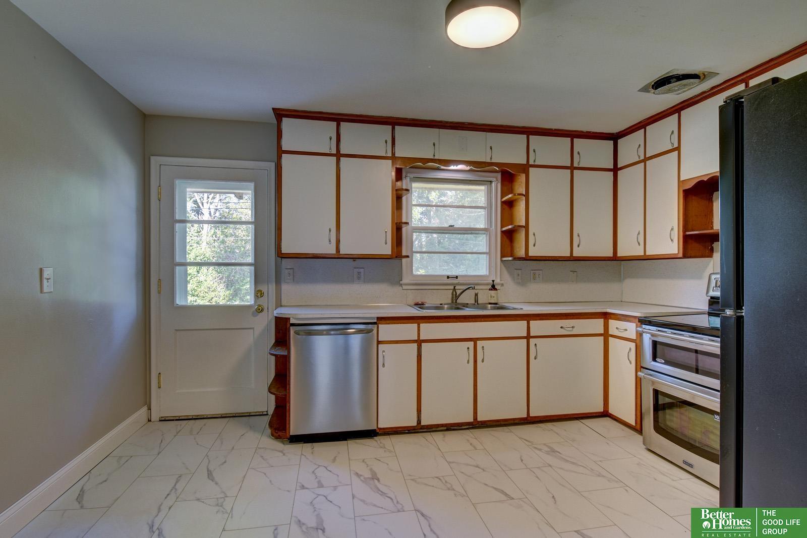 3138 N 54th Street