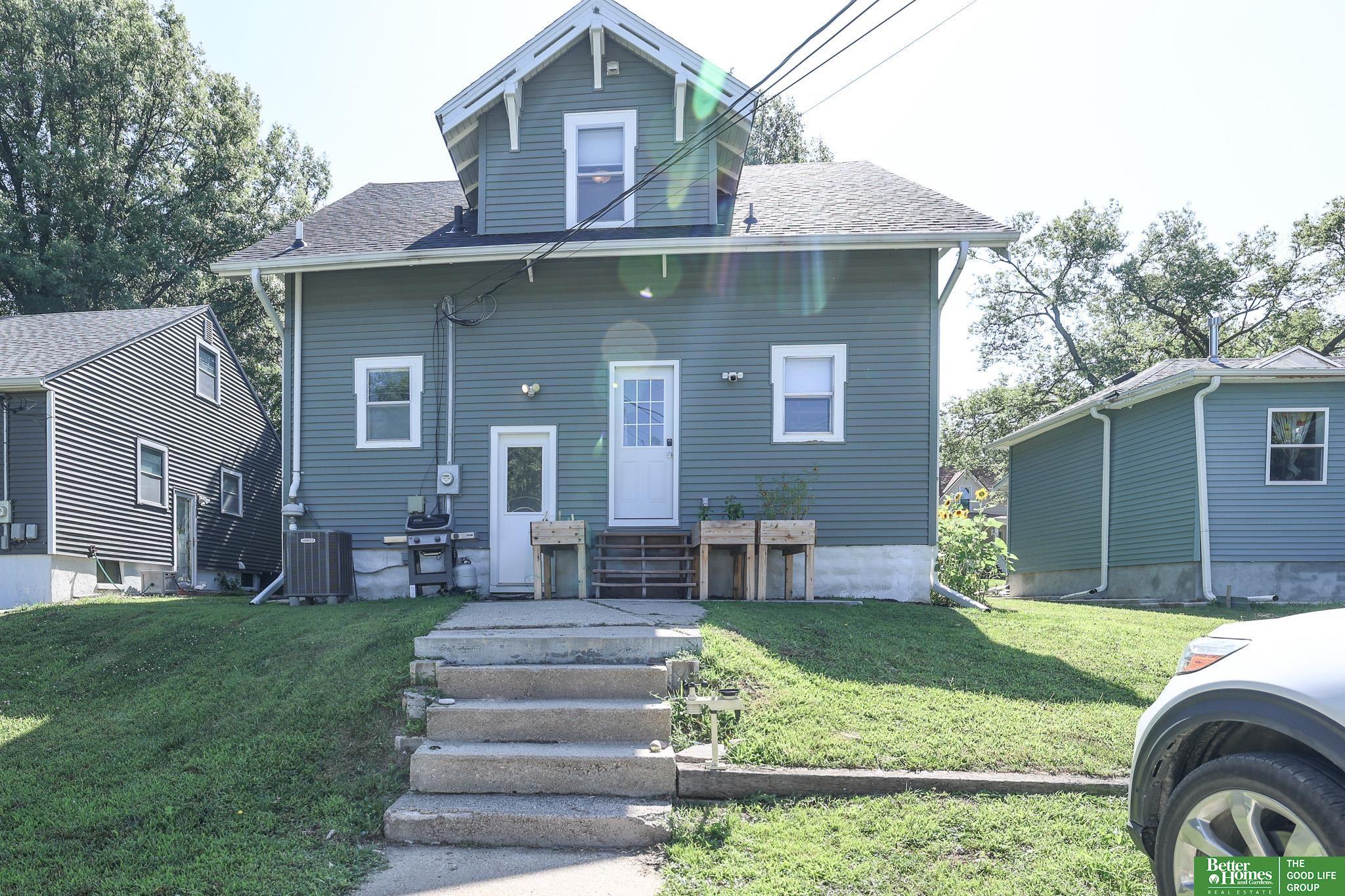 915 N Iowa Avenue