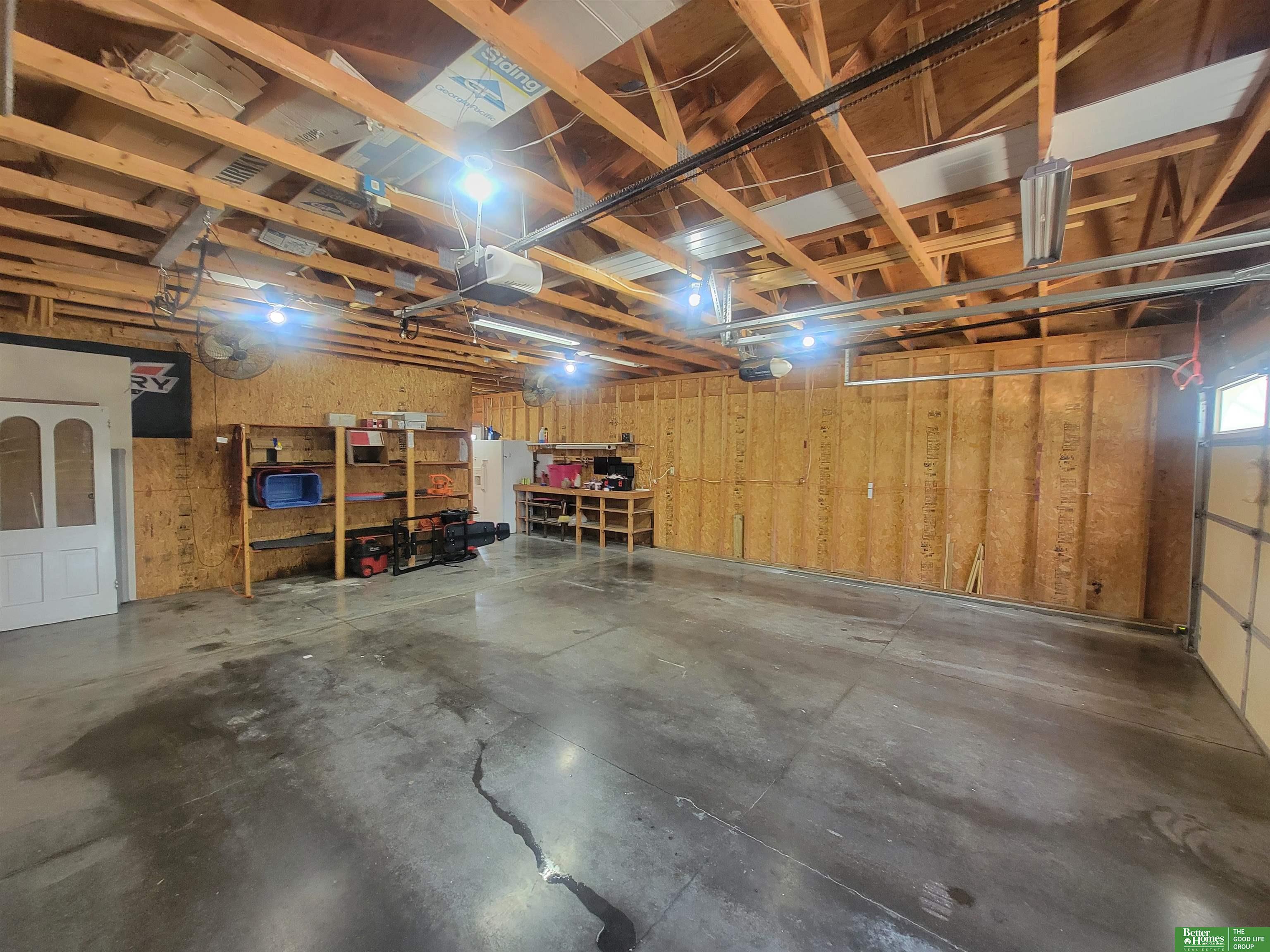 309 E P, McCool Junction