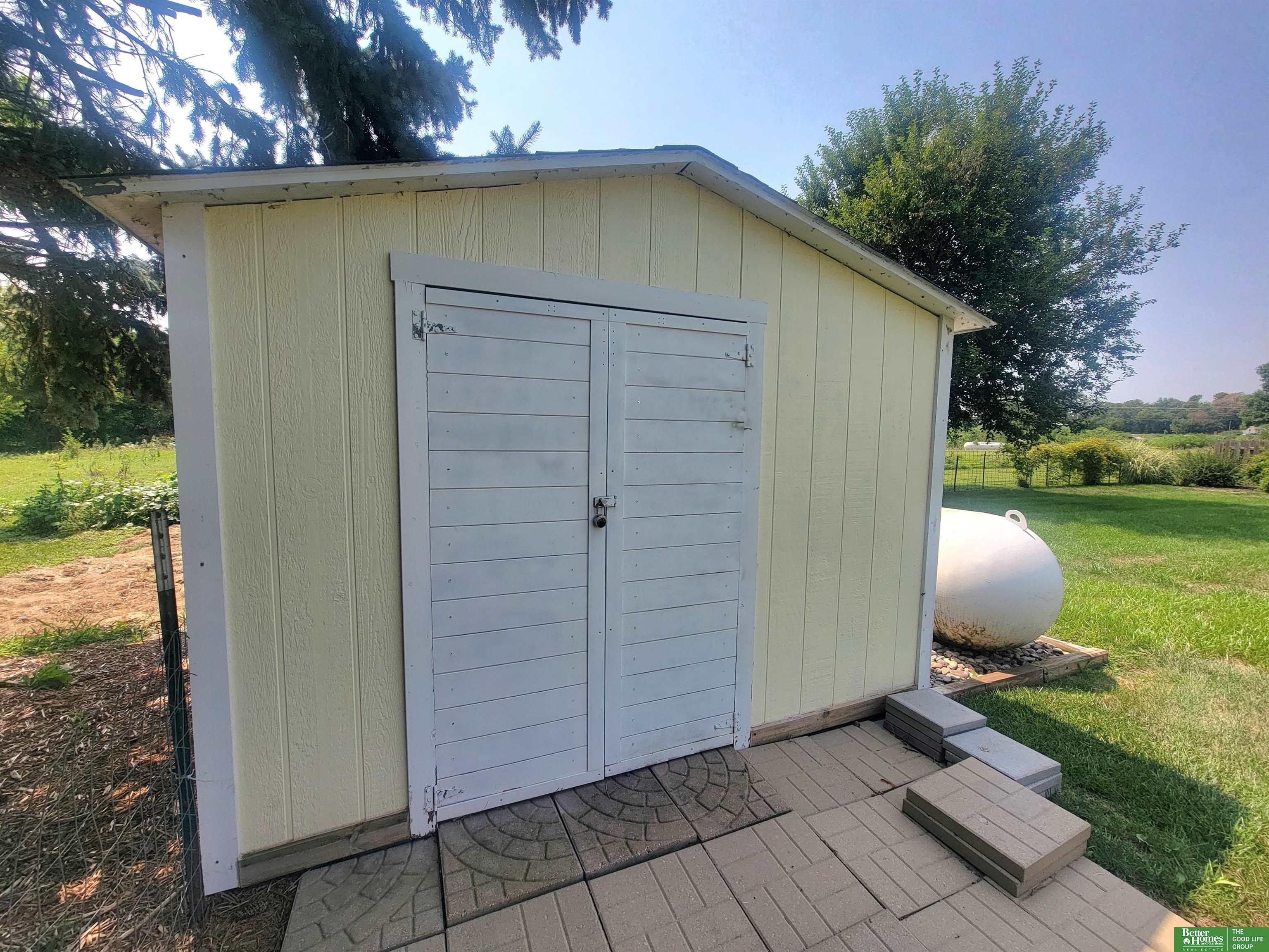 309 E P, McCool Junction