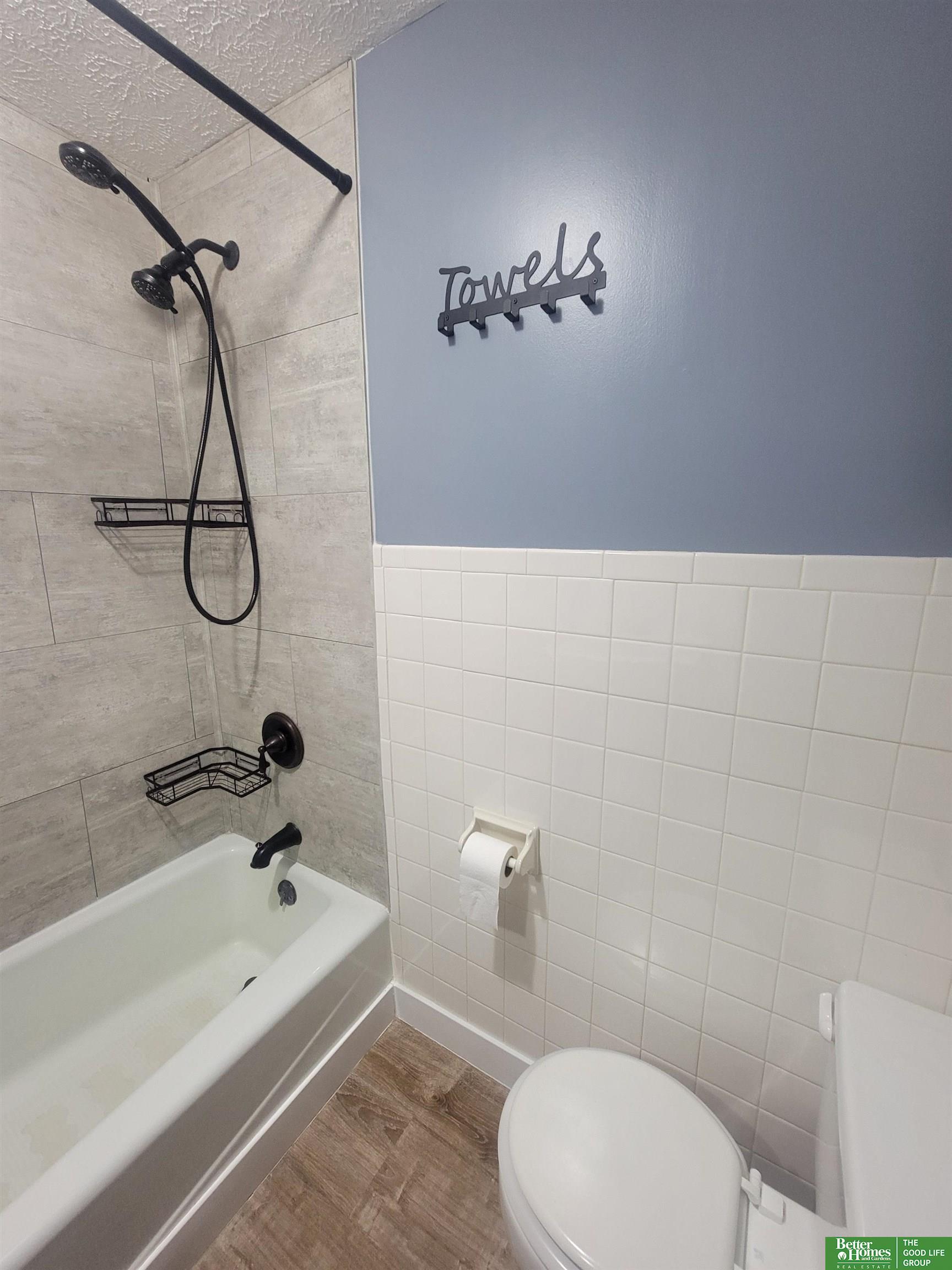 309 E P, McCool Junction