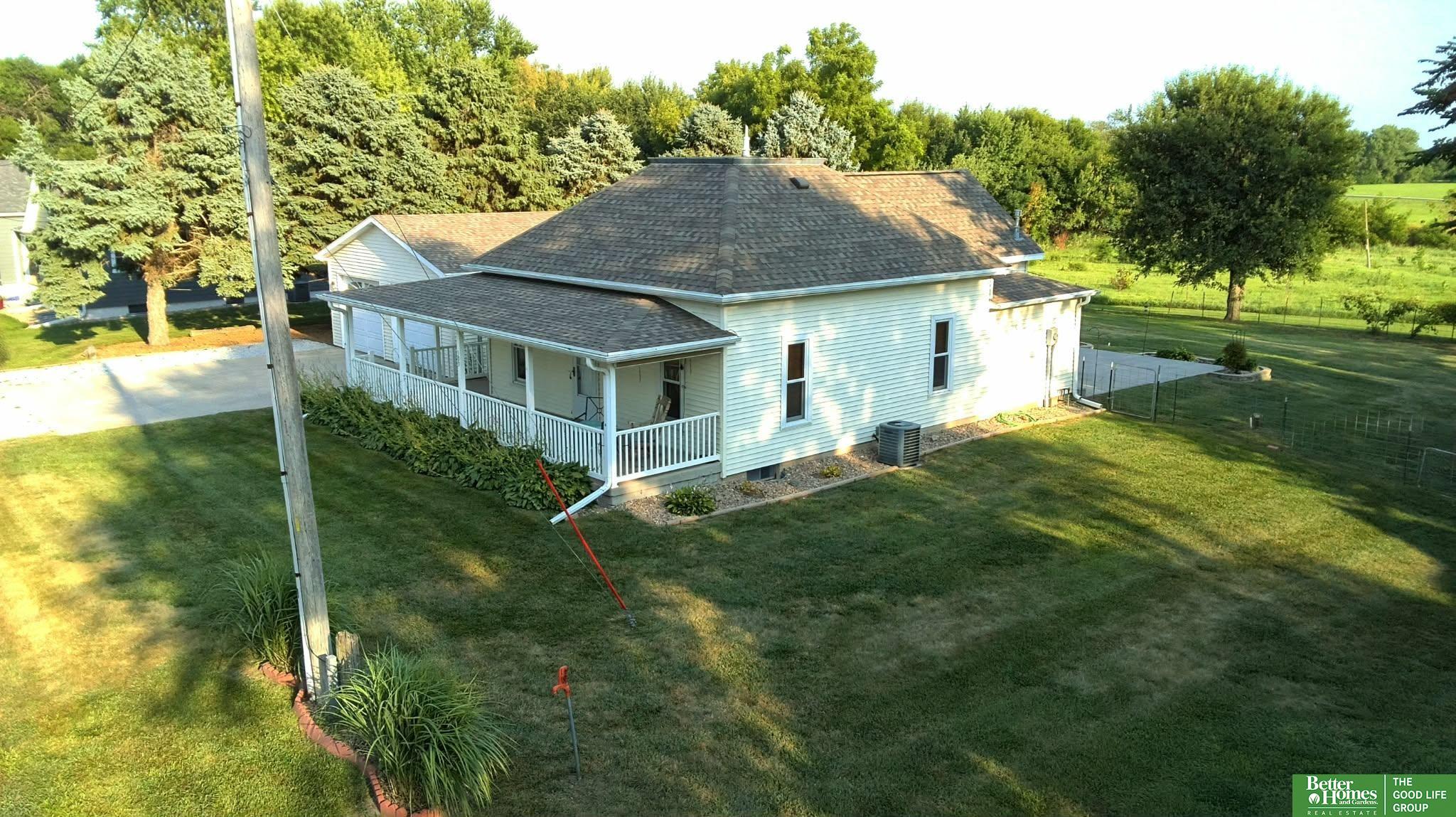 309 E P, McCool Junction