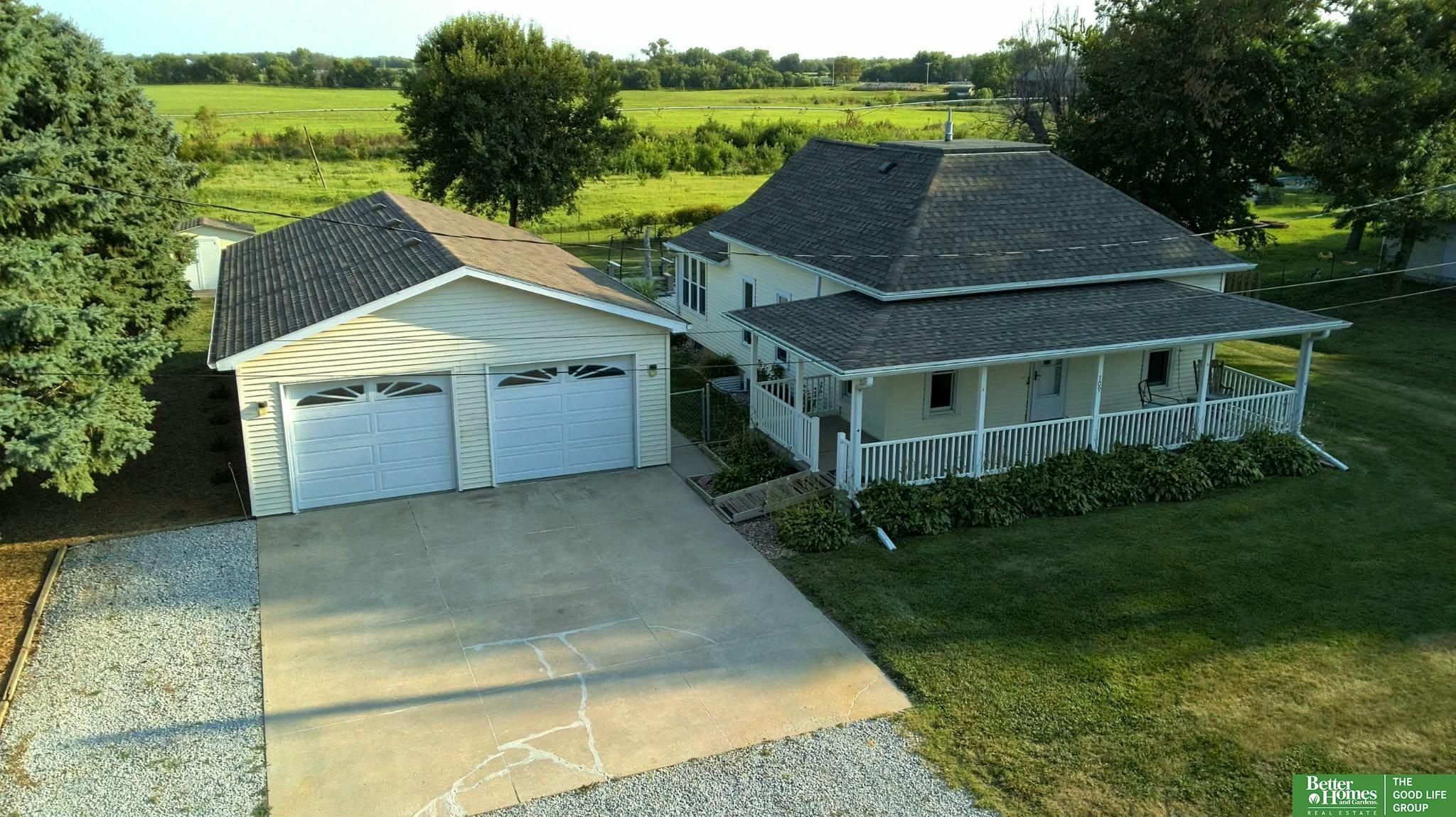 309 E P, McCool Junction
