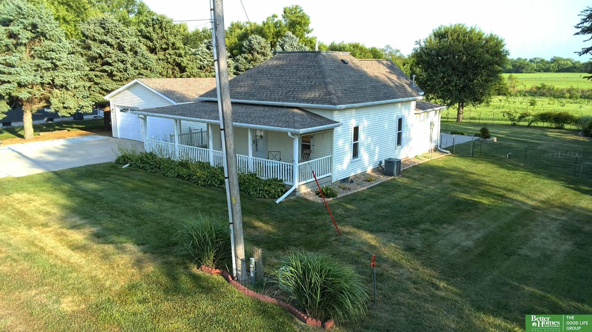 309 E P, McCool Junction