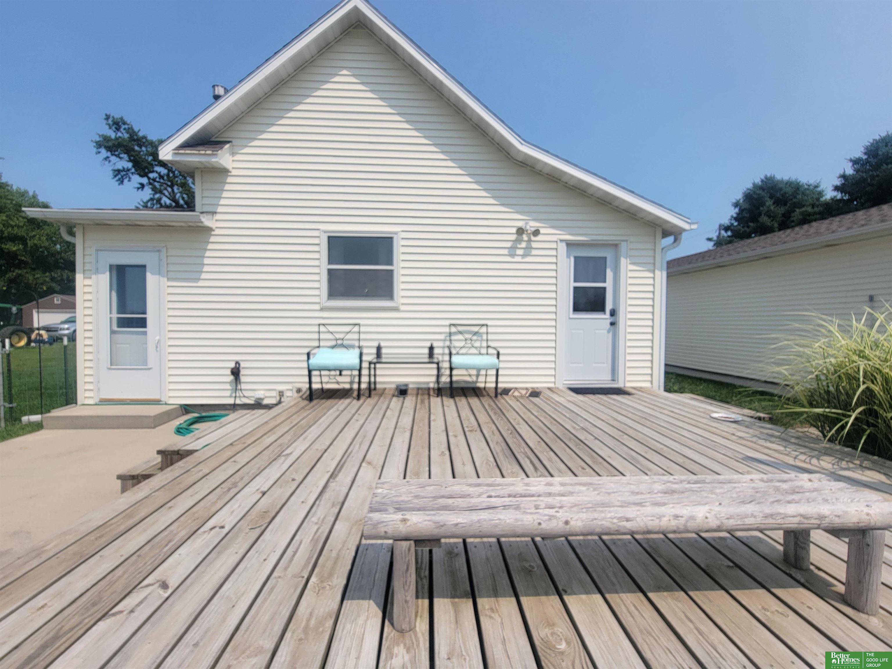 309 E P, McCool Junction
