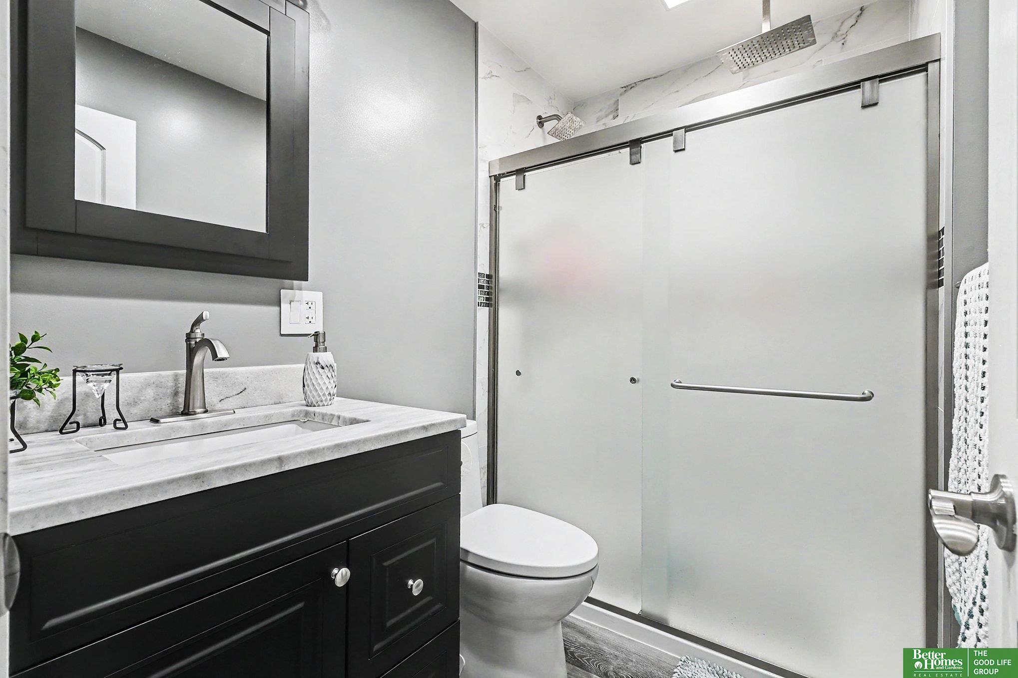 827 S 8th Street