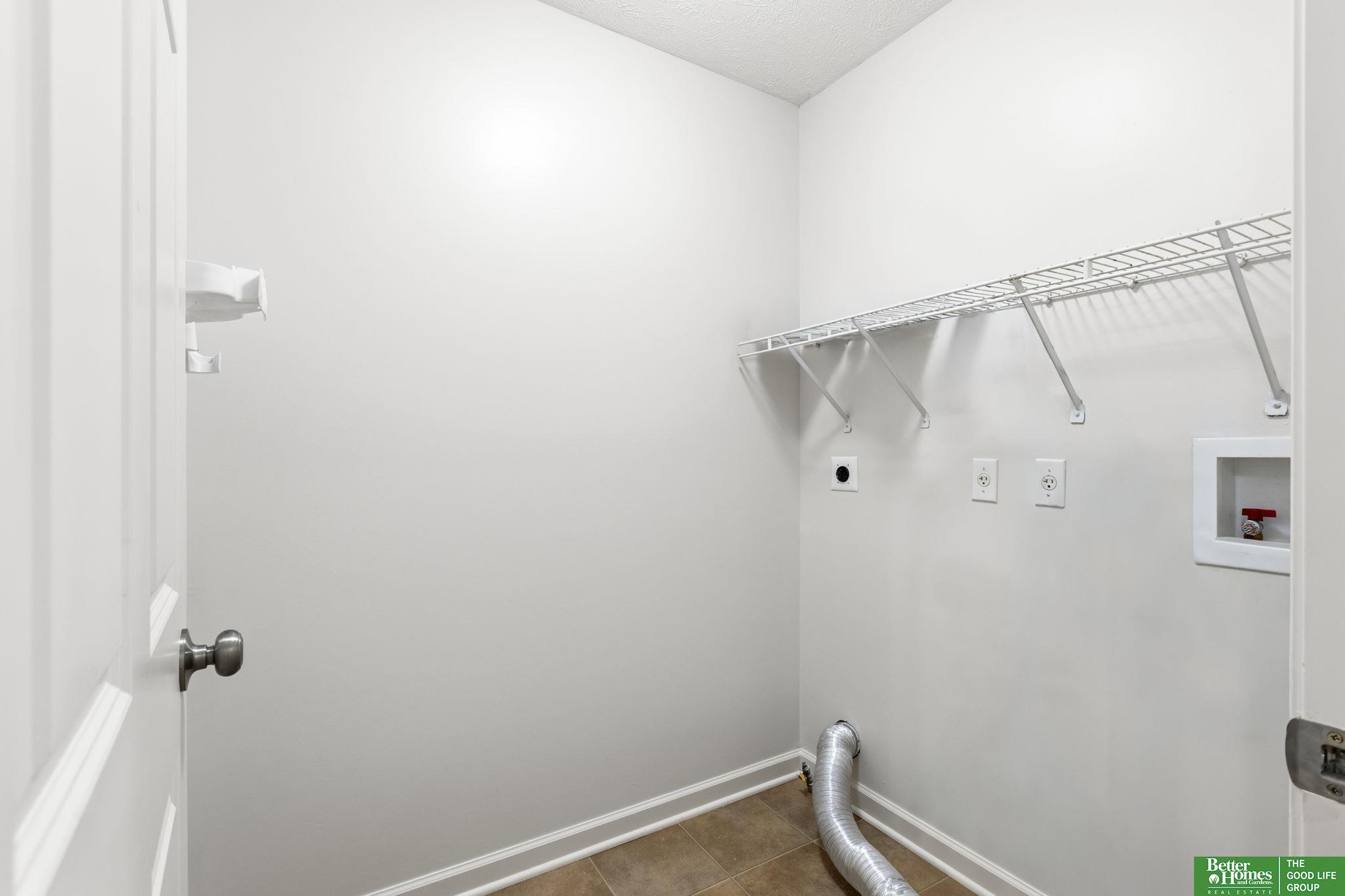 5703 S 160 Street