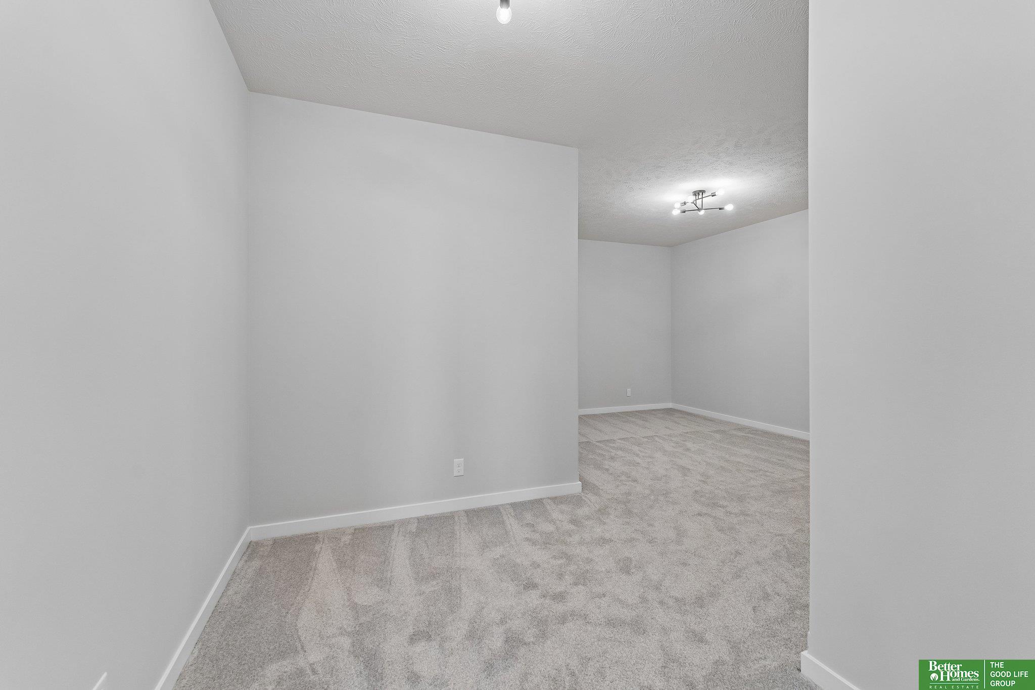 5606 N 198th Street