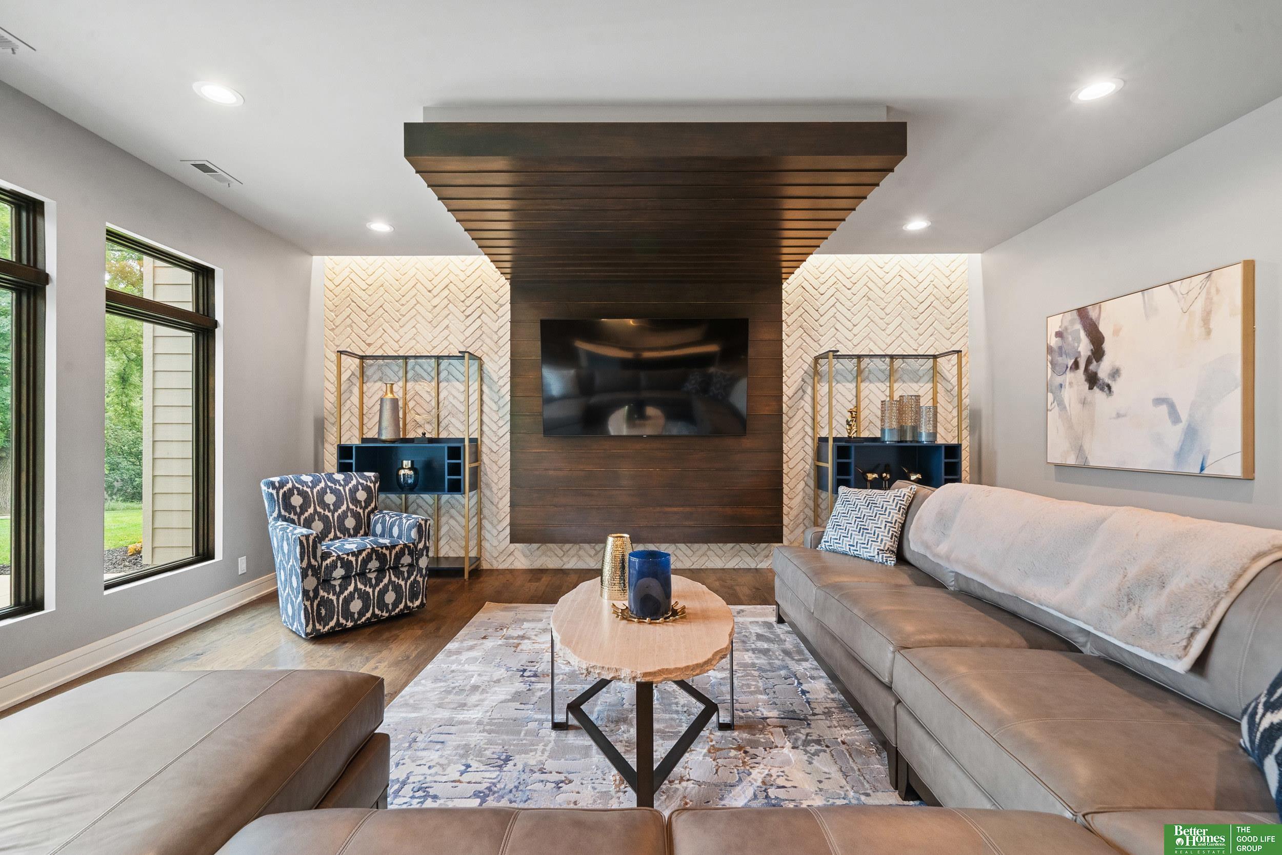 23423 Nancy Circle