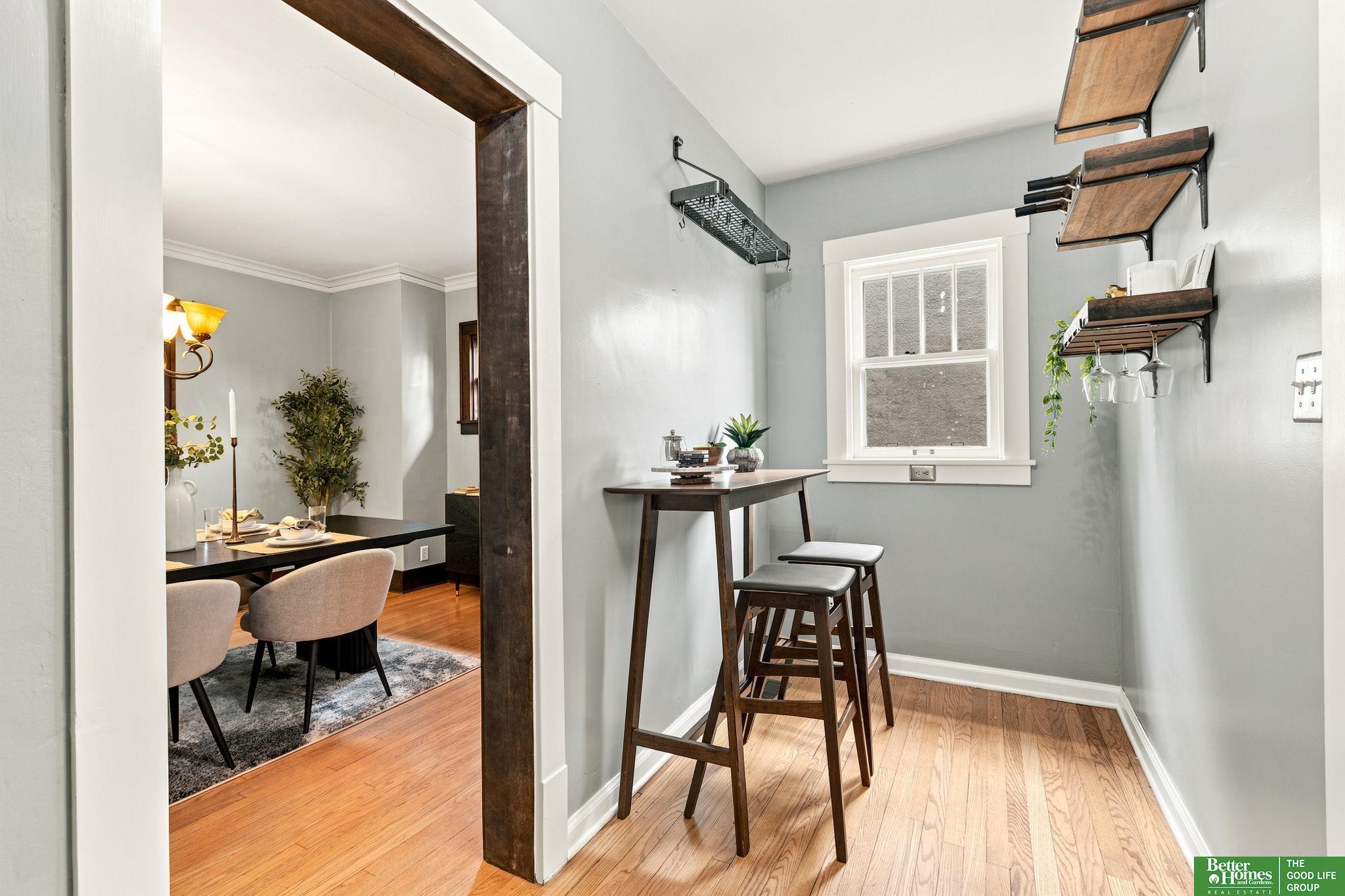 302 S 49th Avenue