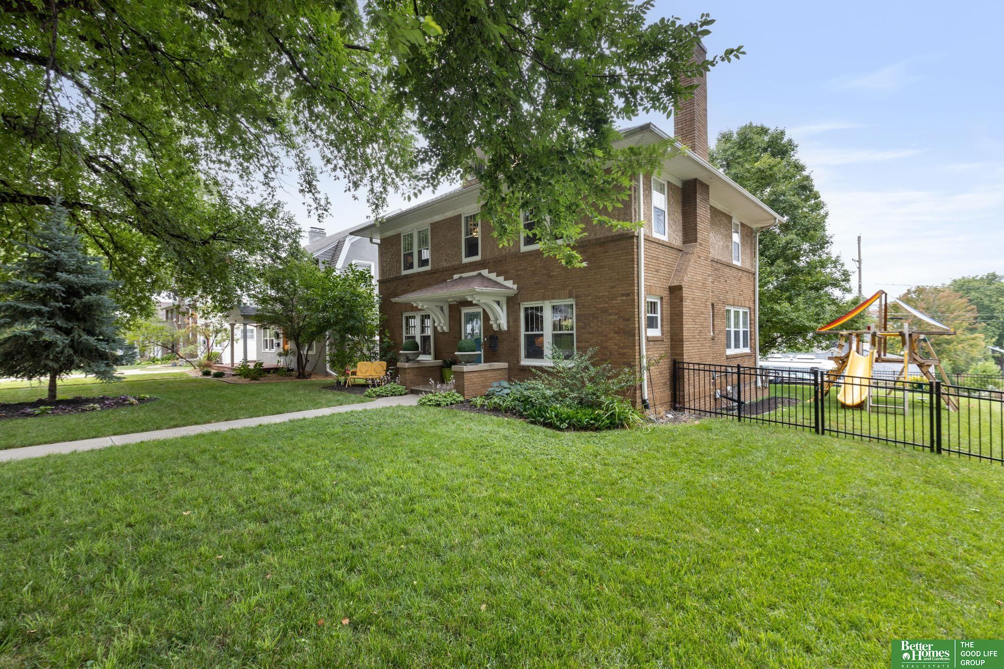 302 S 49th Avenue