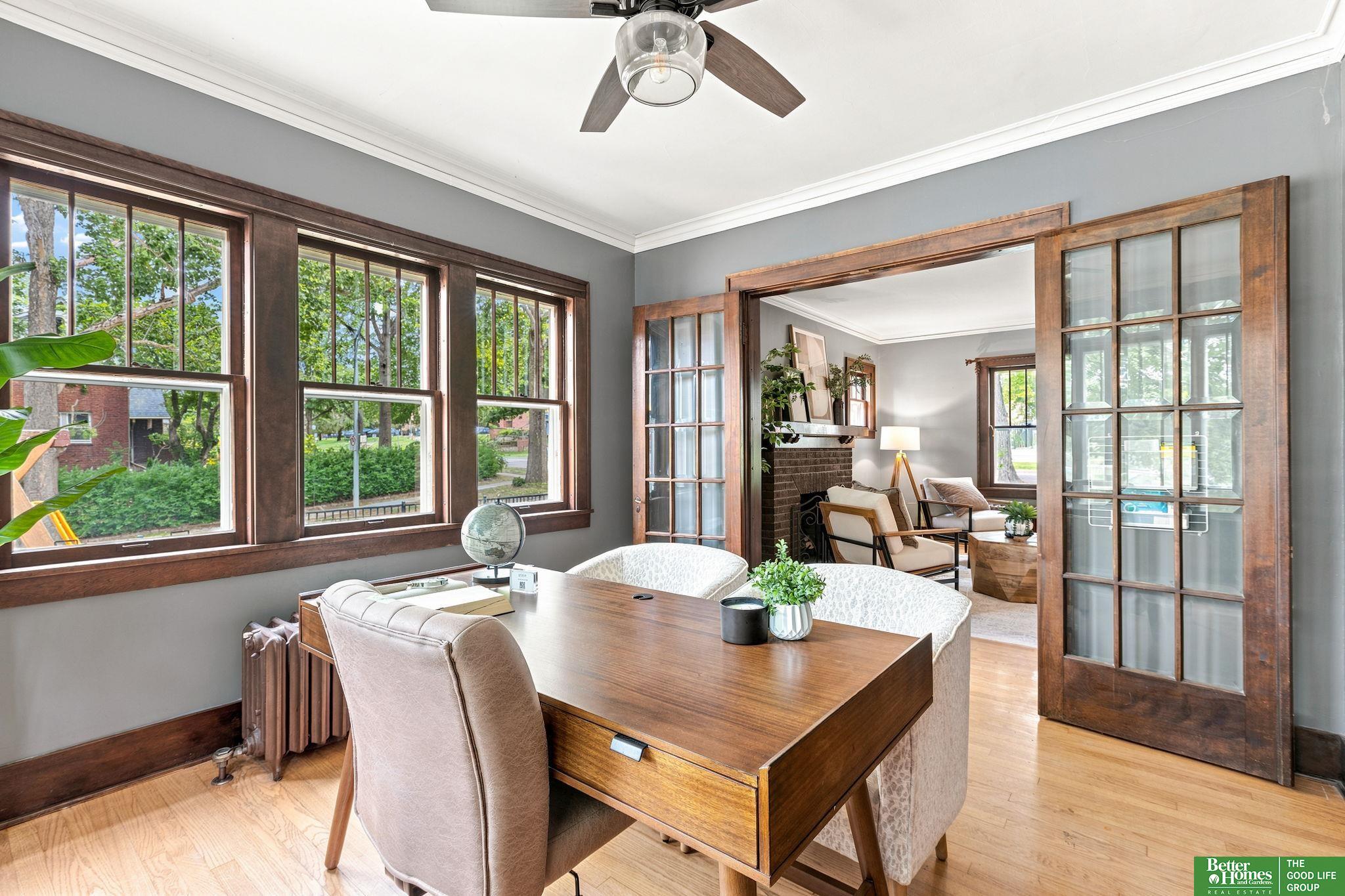 302 S 49th Avenue