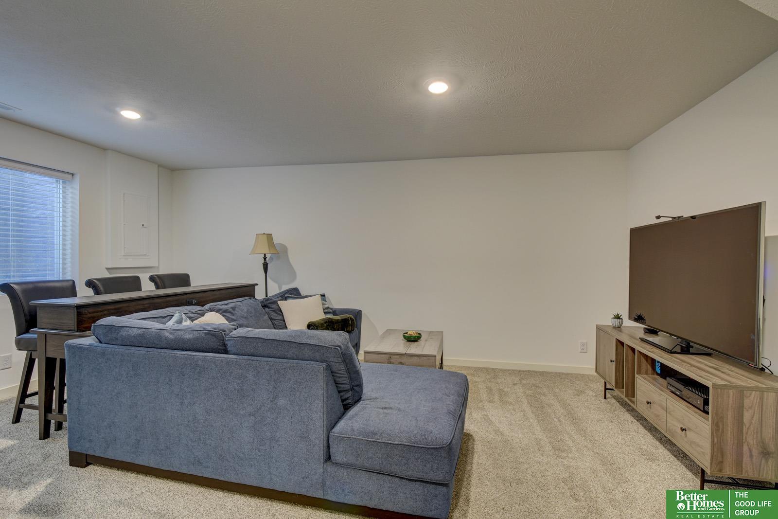 10914 Baker Street