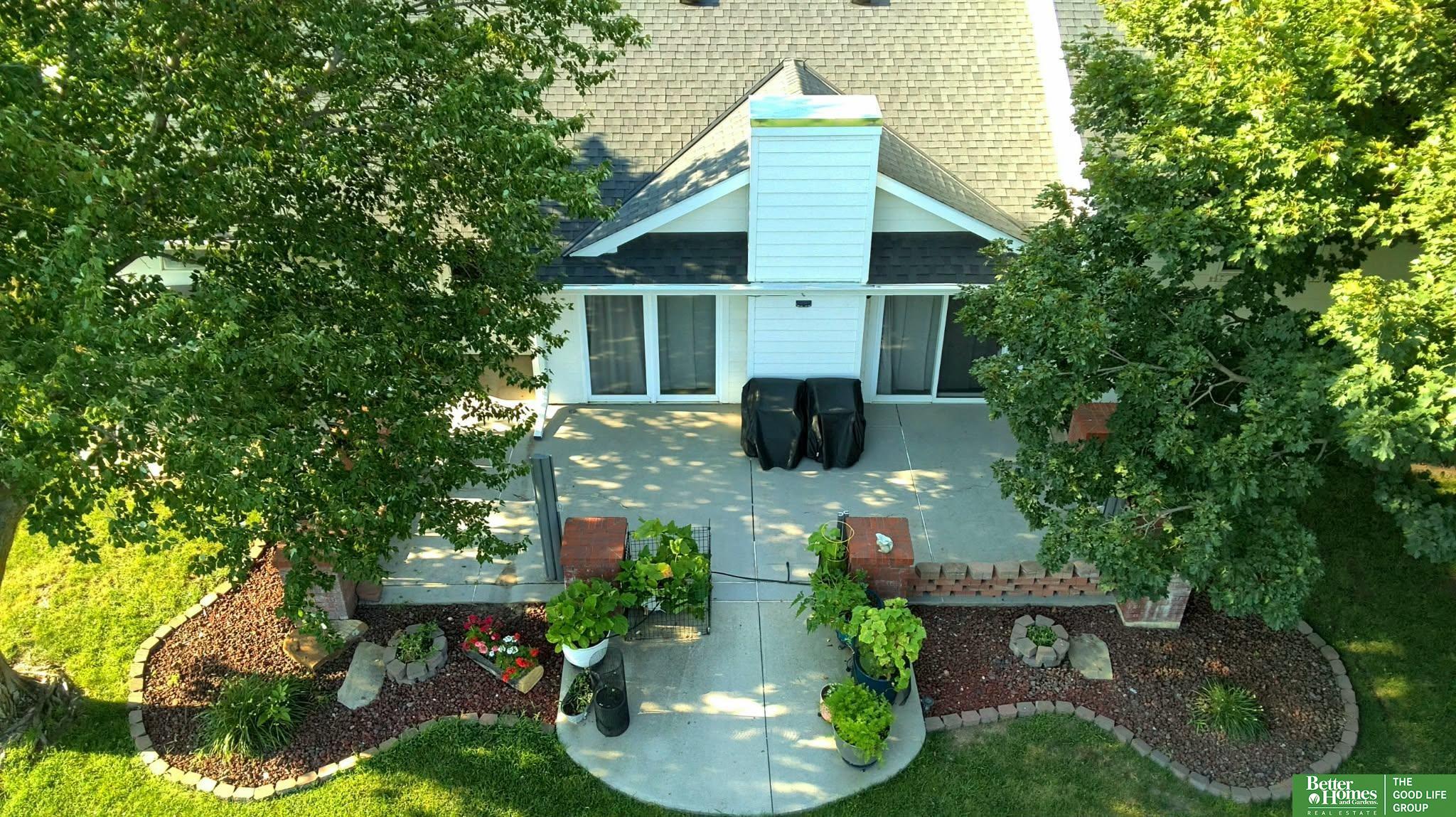 20 Eastridge Drive N