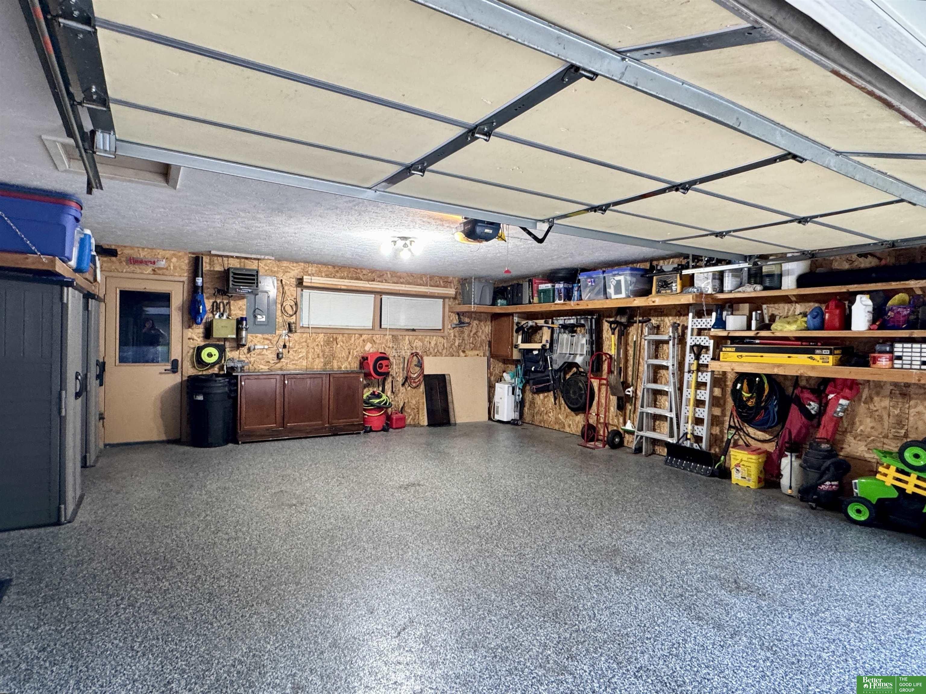20 Eastridge Drive N