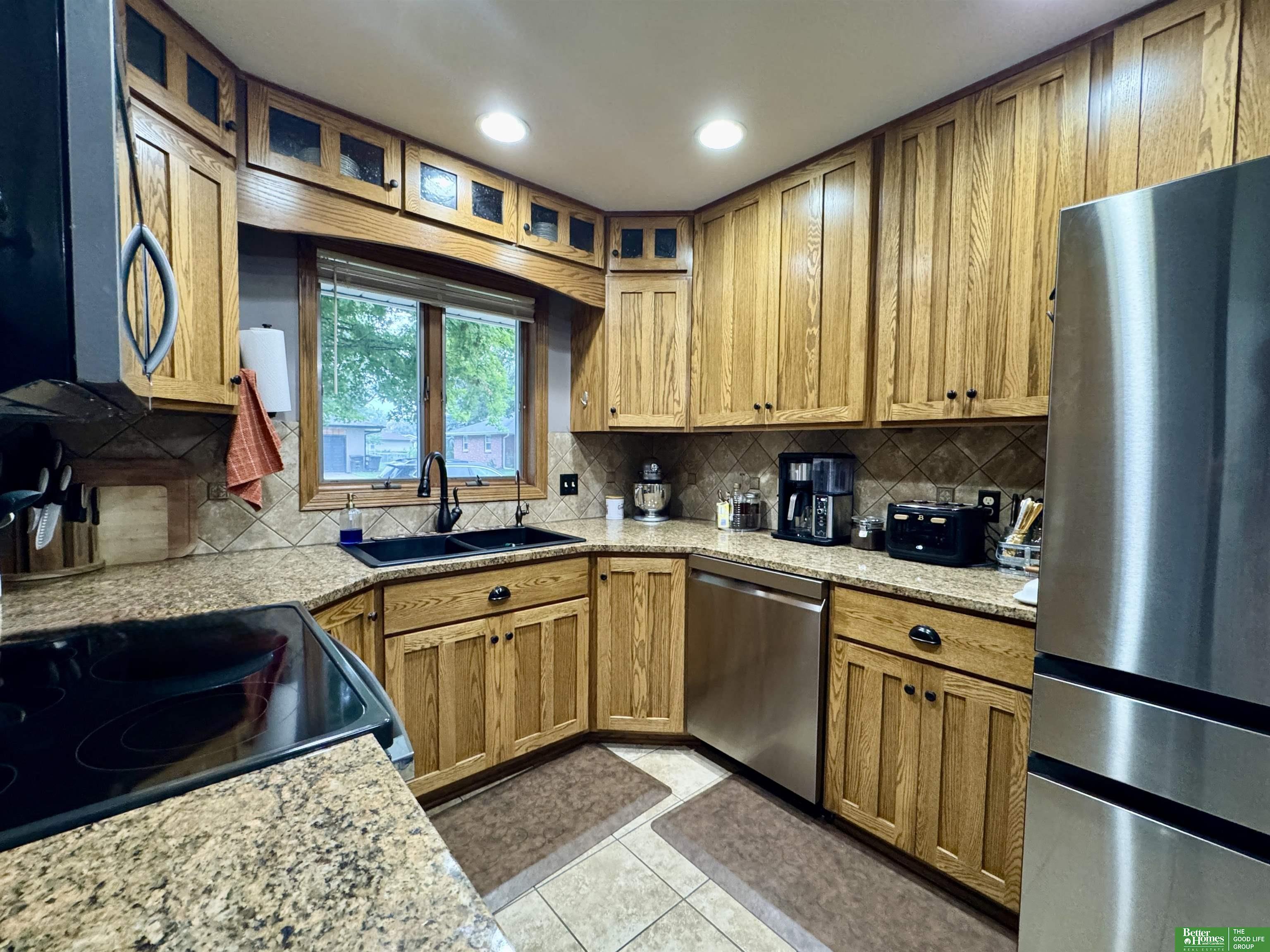 20 Eastridge Drive N