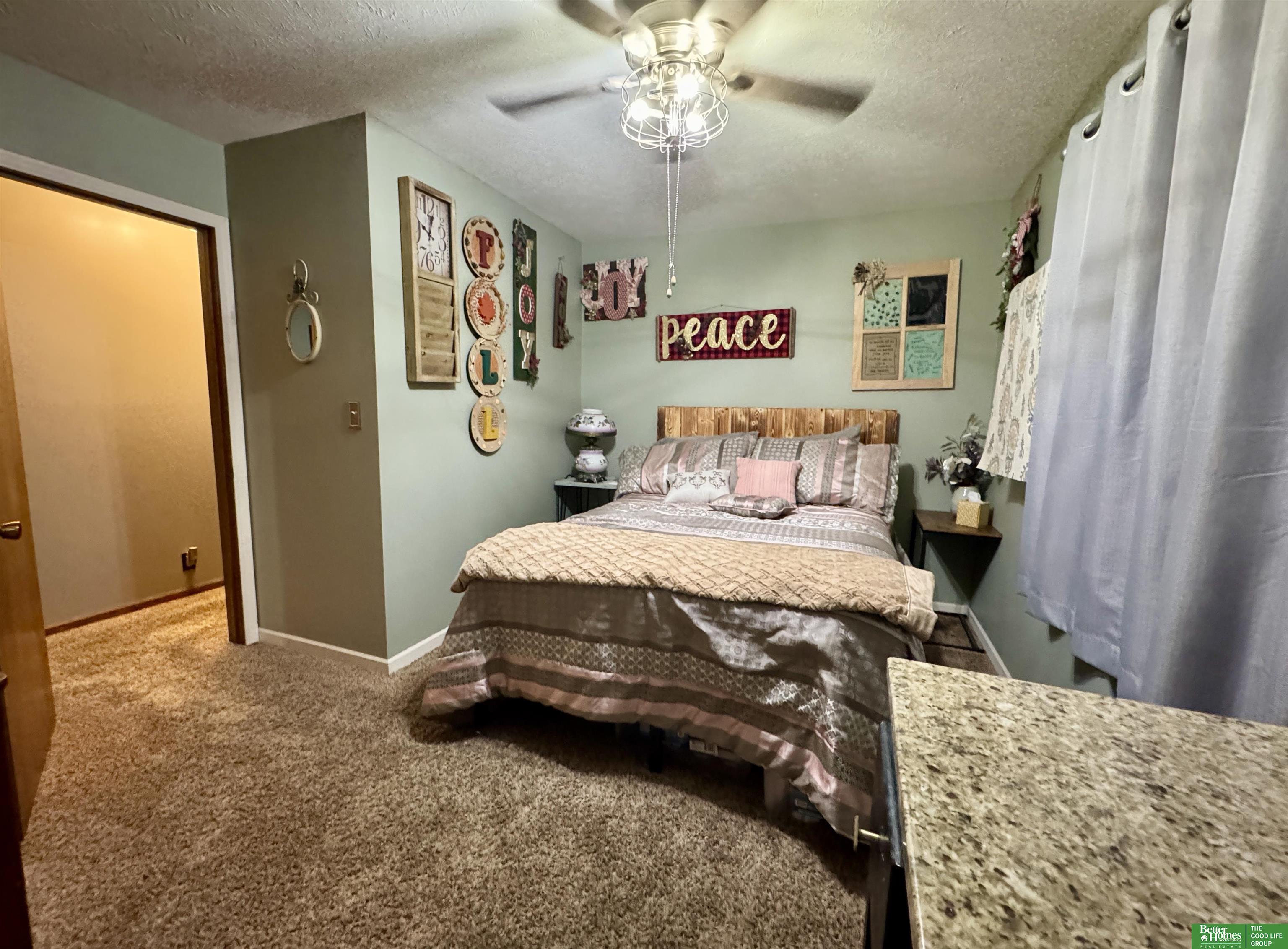 20 Eastridge Drive N