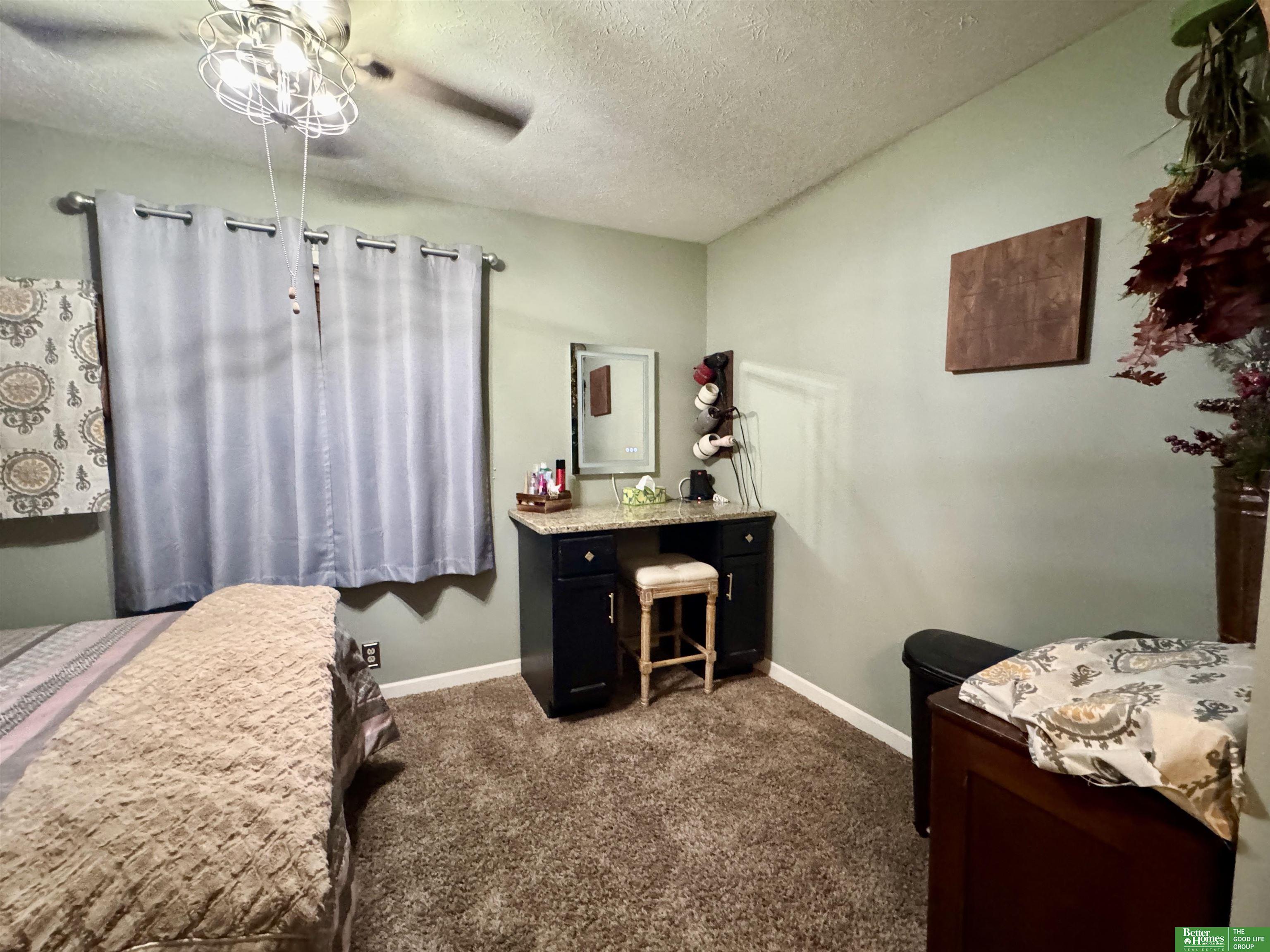 20 Eastridge Drive N