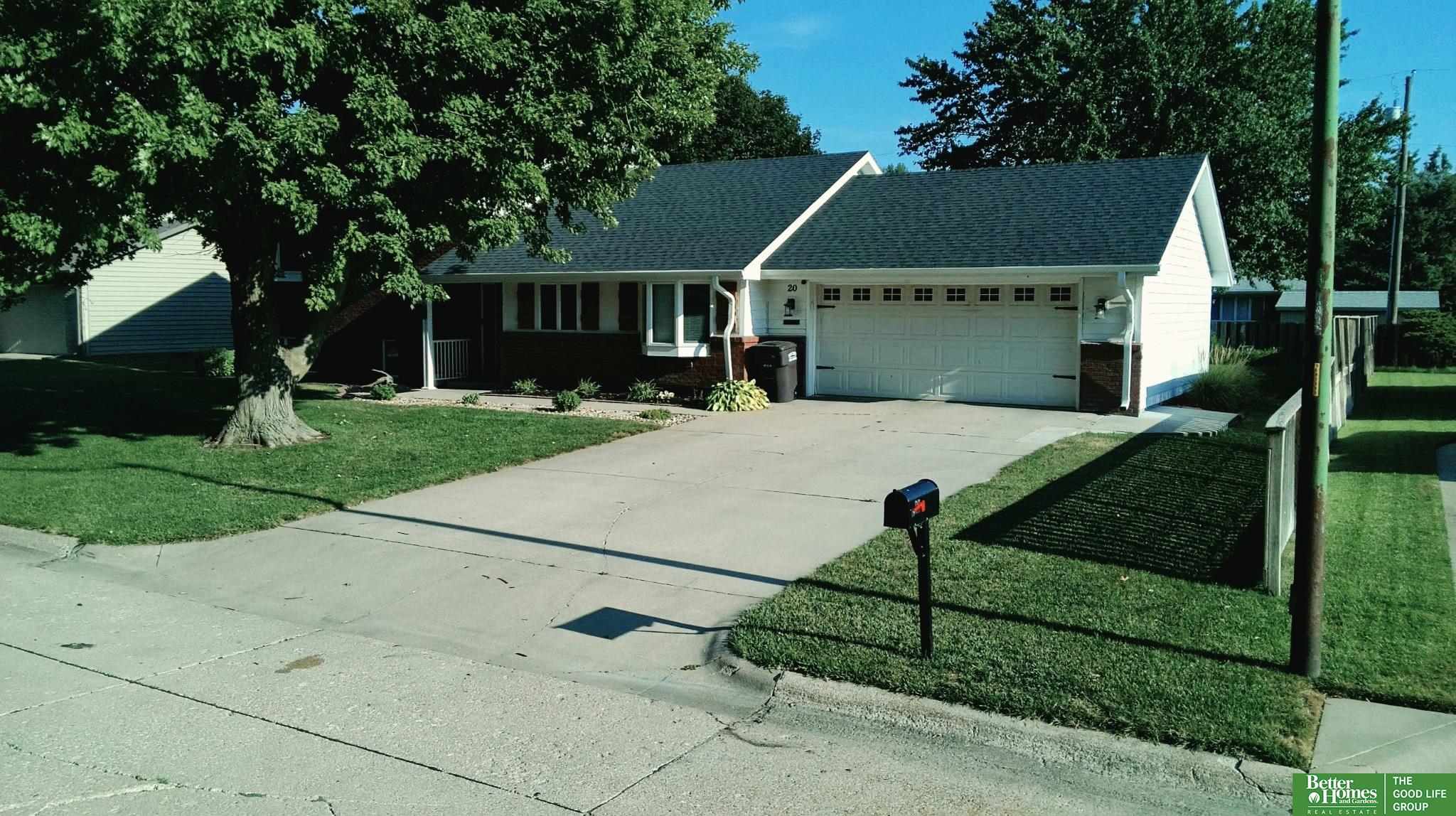 20 Eastridge Drive N