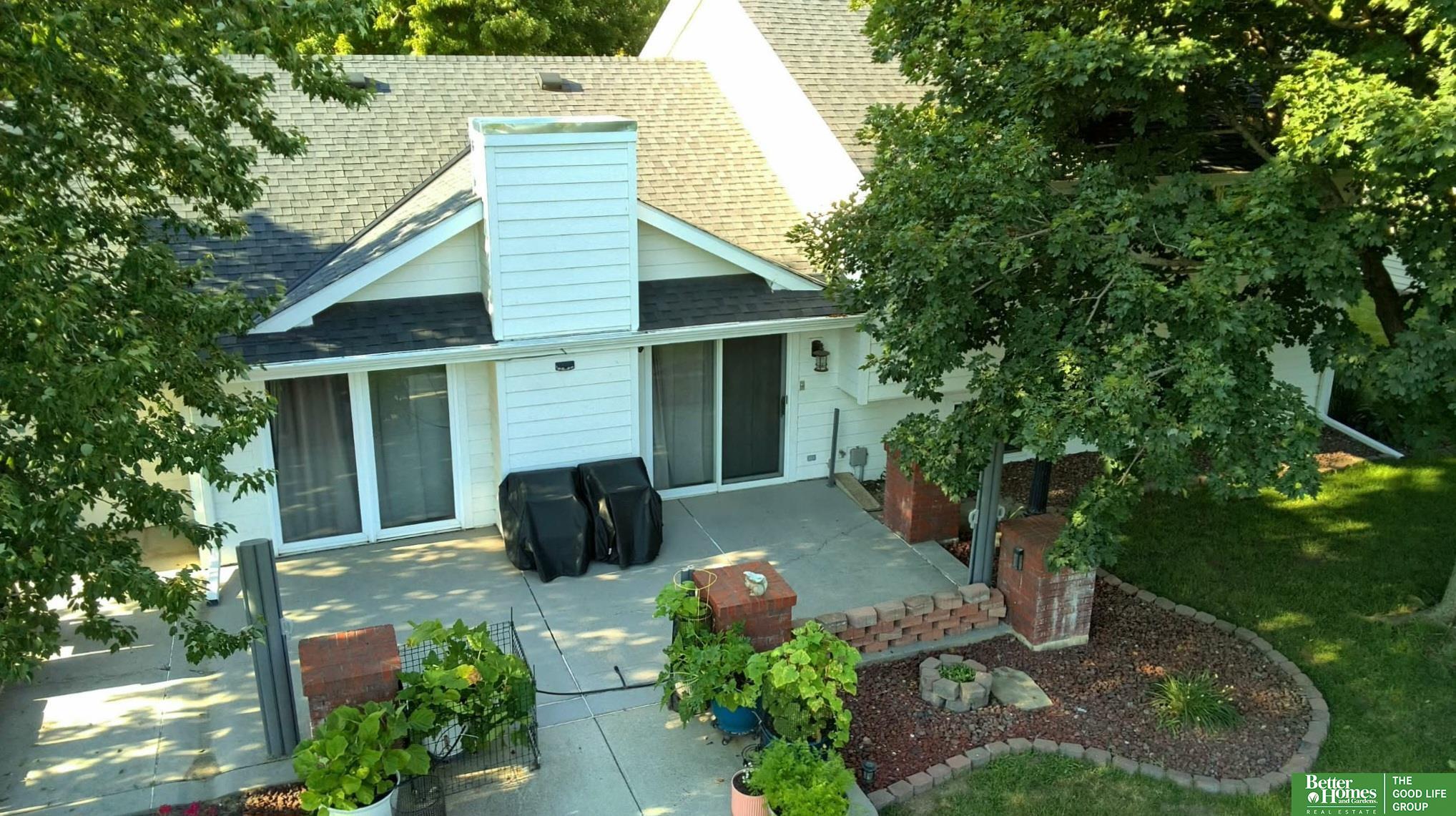 20 Eastridge Drive N