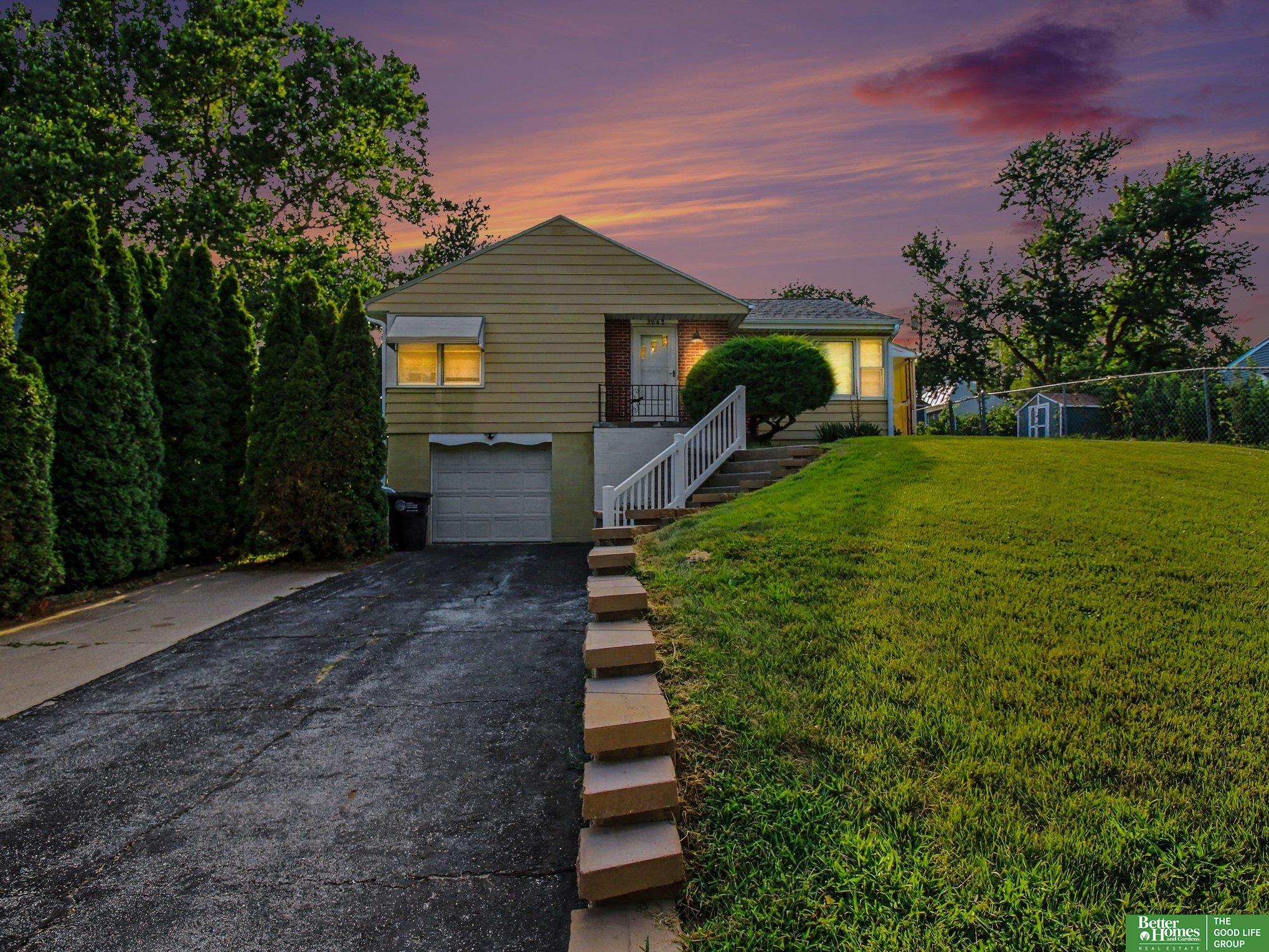2042 N 69th Street