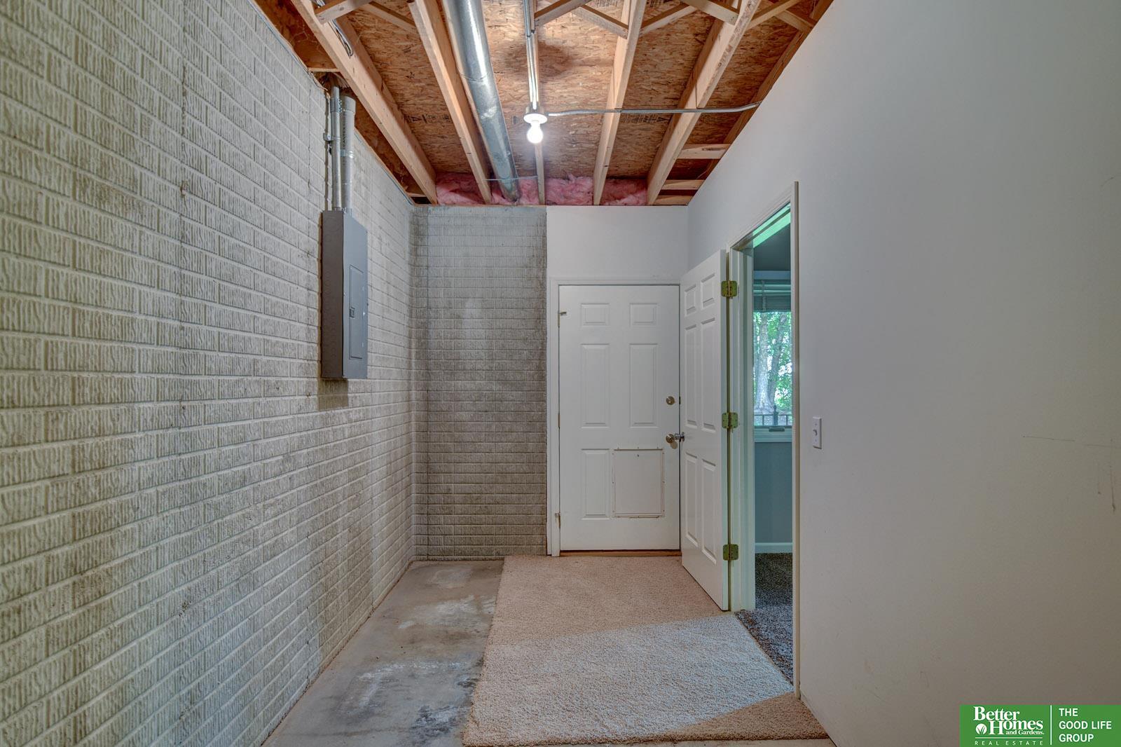 11426 Iowa Circle