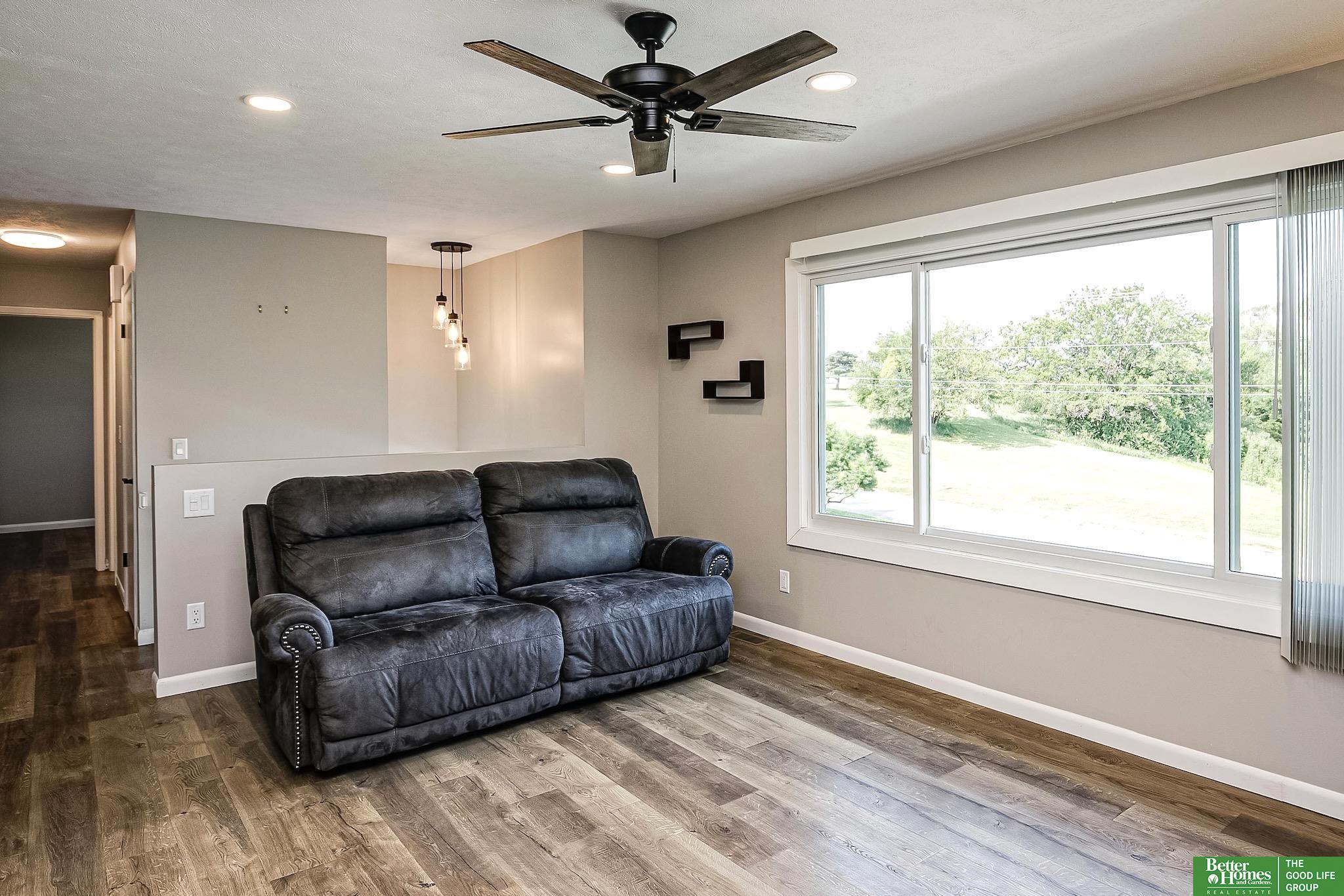 7721 S 42nd Street