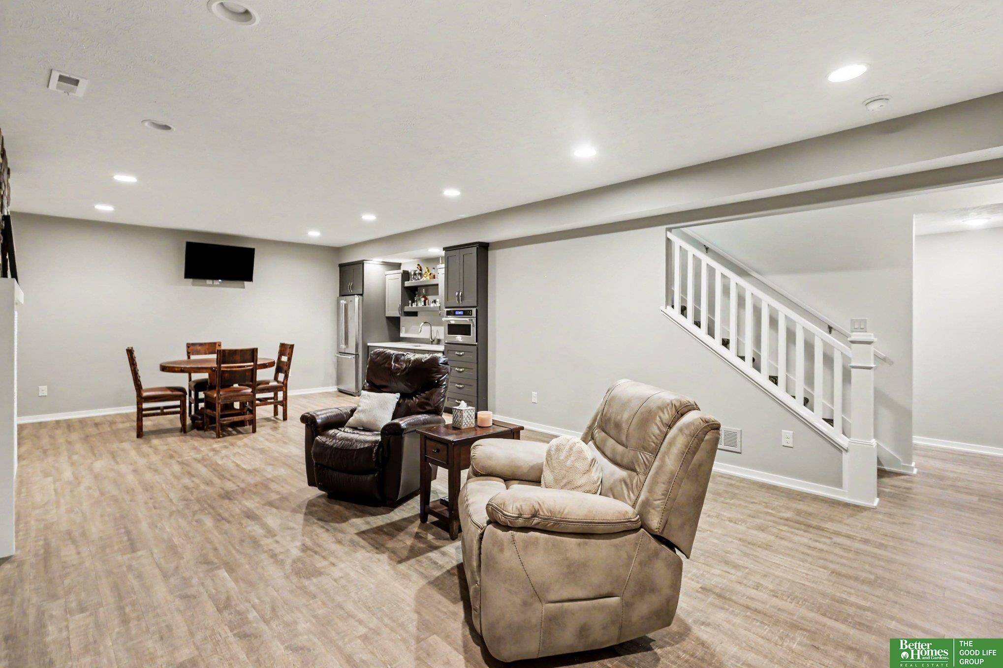 7751 S 94th Bay