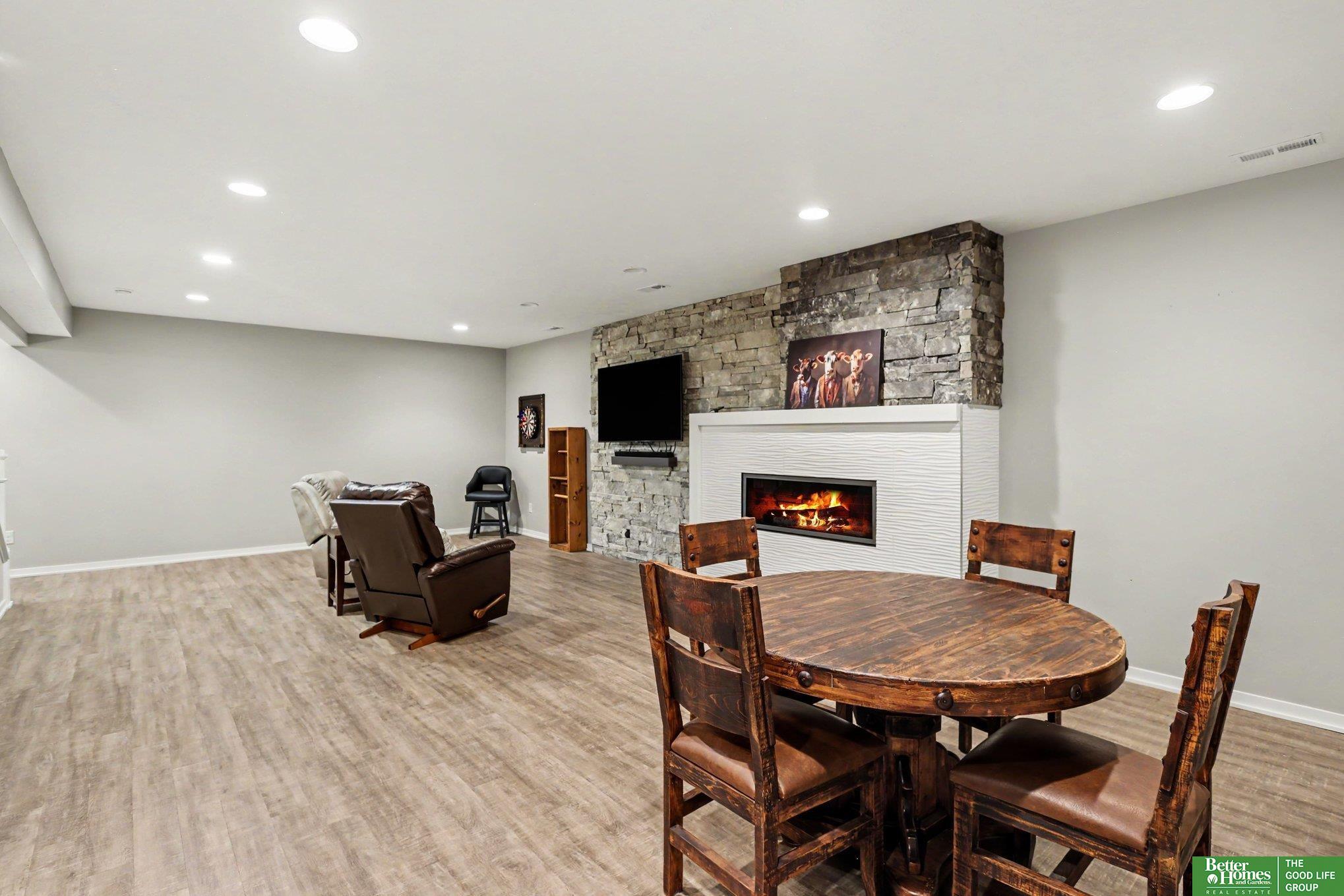 7751 S 94th Bay