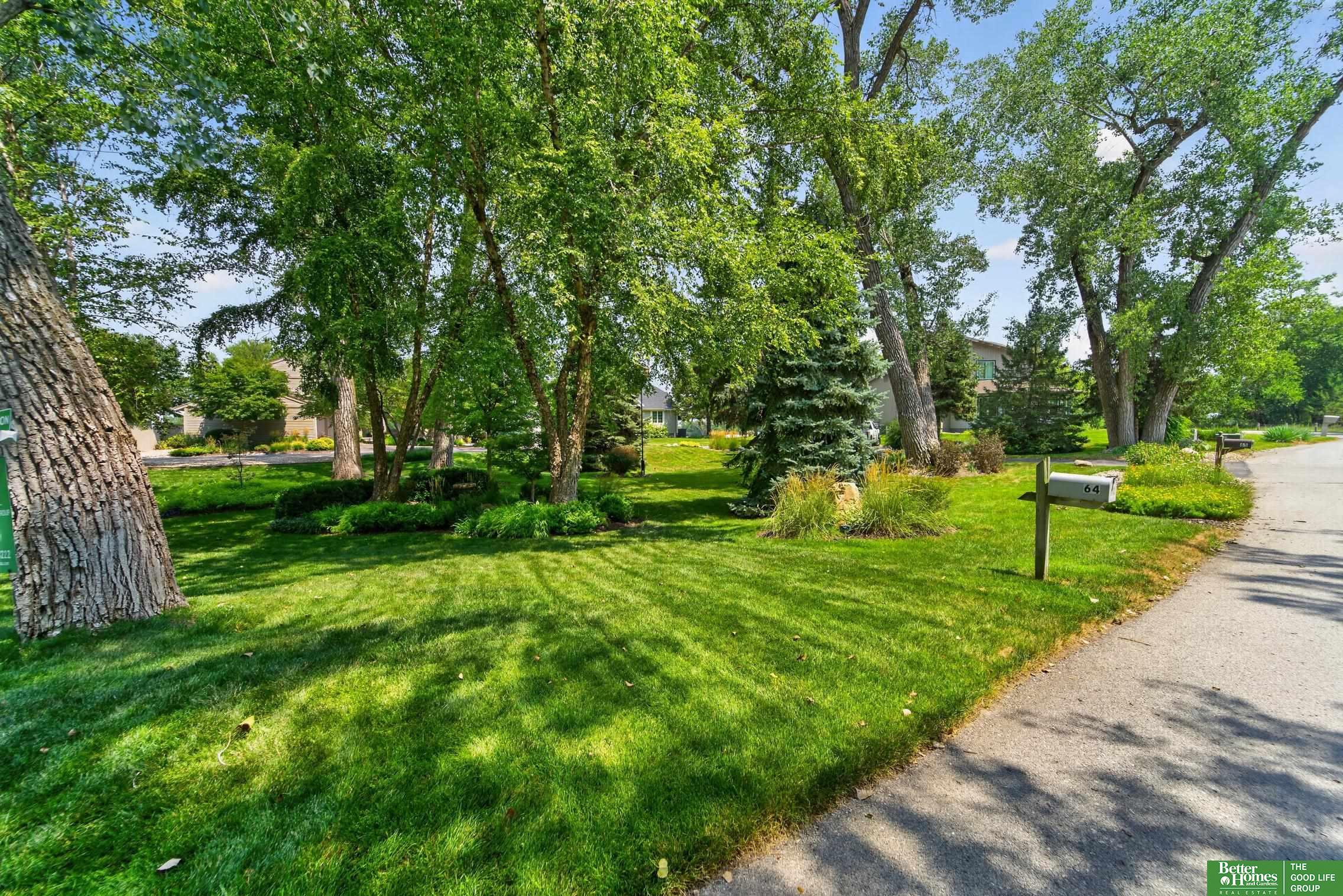 64 Ginger Woods Road