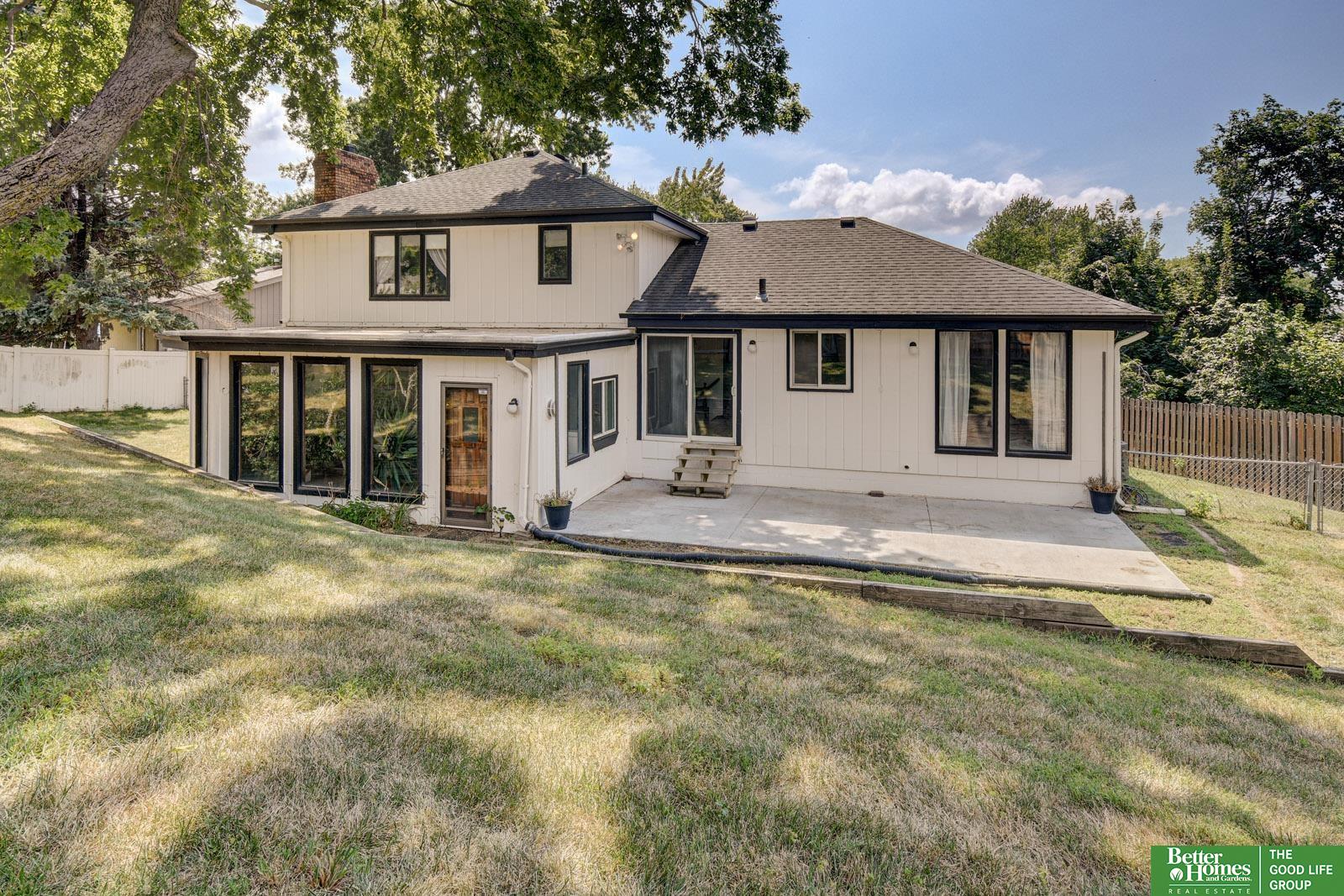 511 S 150th Circle