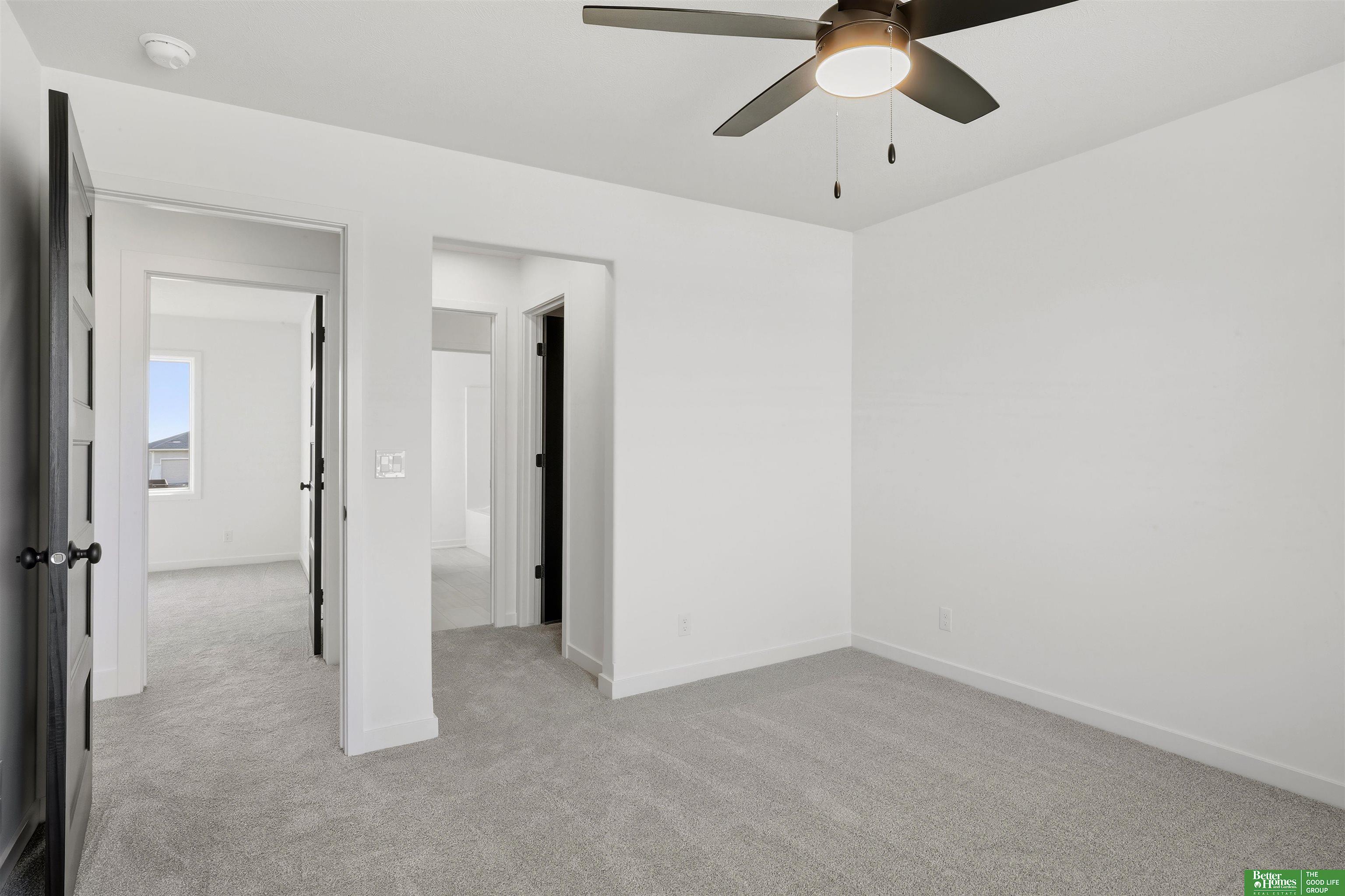 21439 Morning View Drive