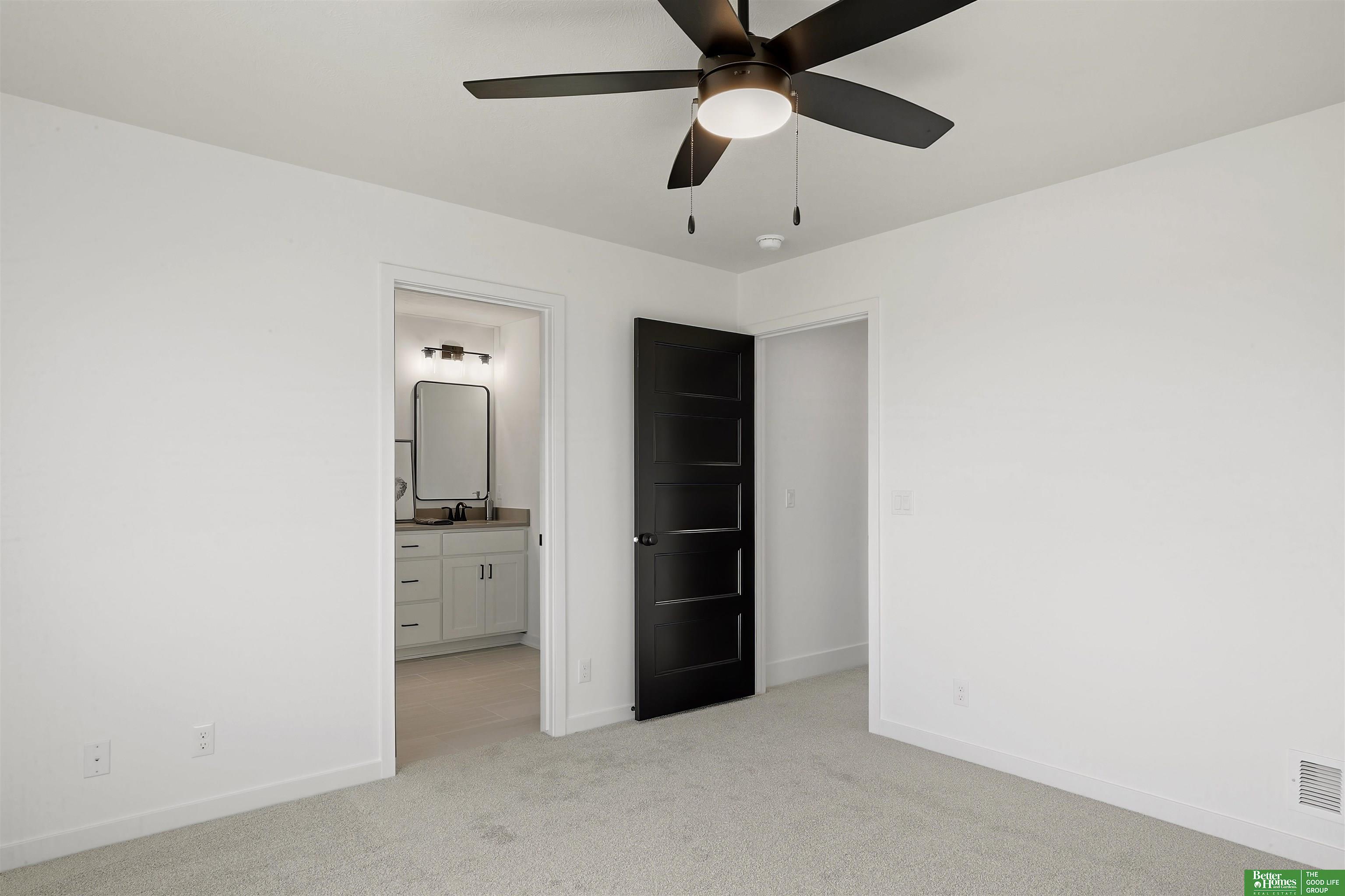 21439 Morning View Drive
