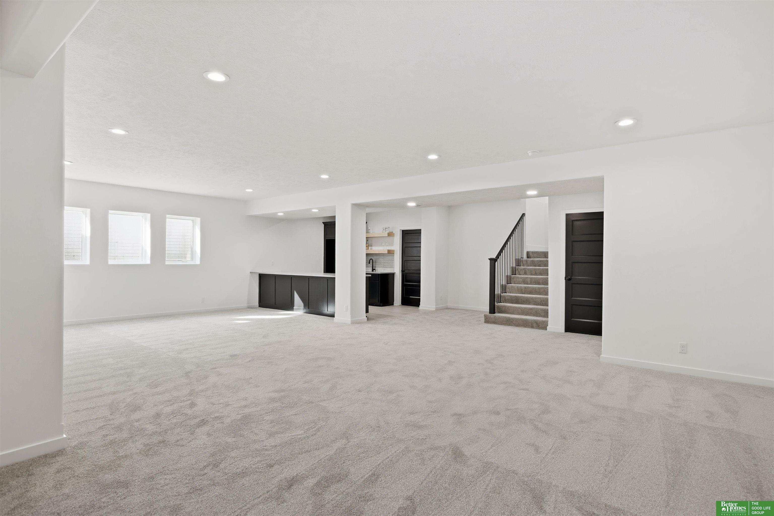 21439 Morning View Drive