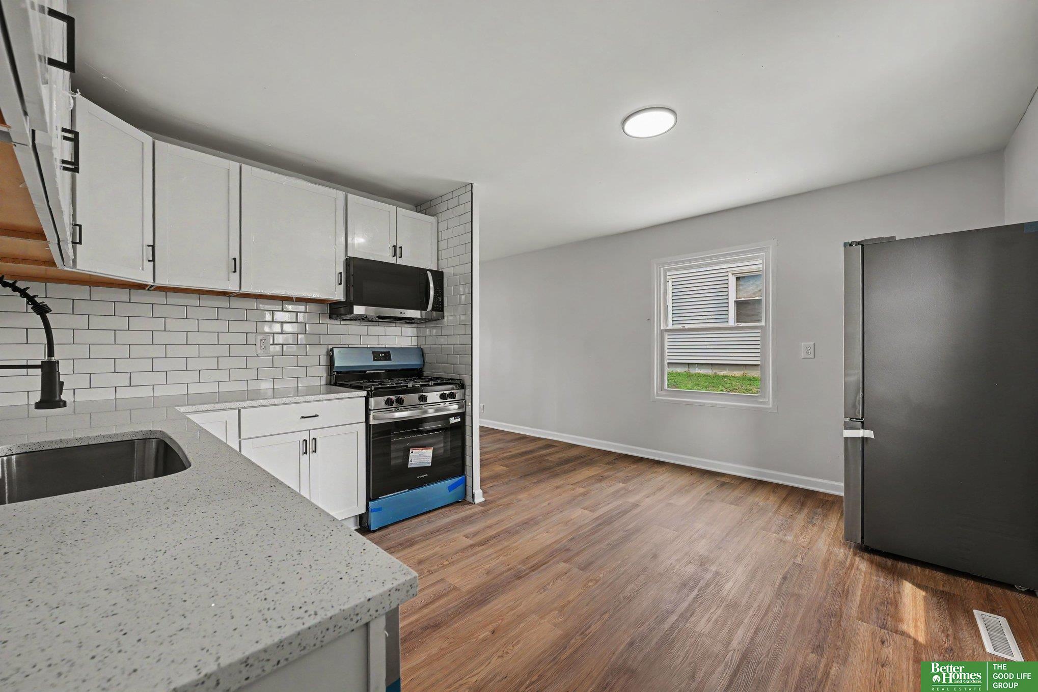 7625 S 40th Street