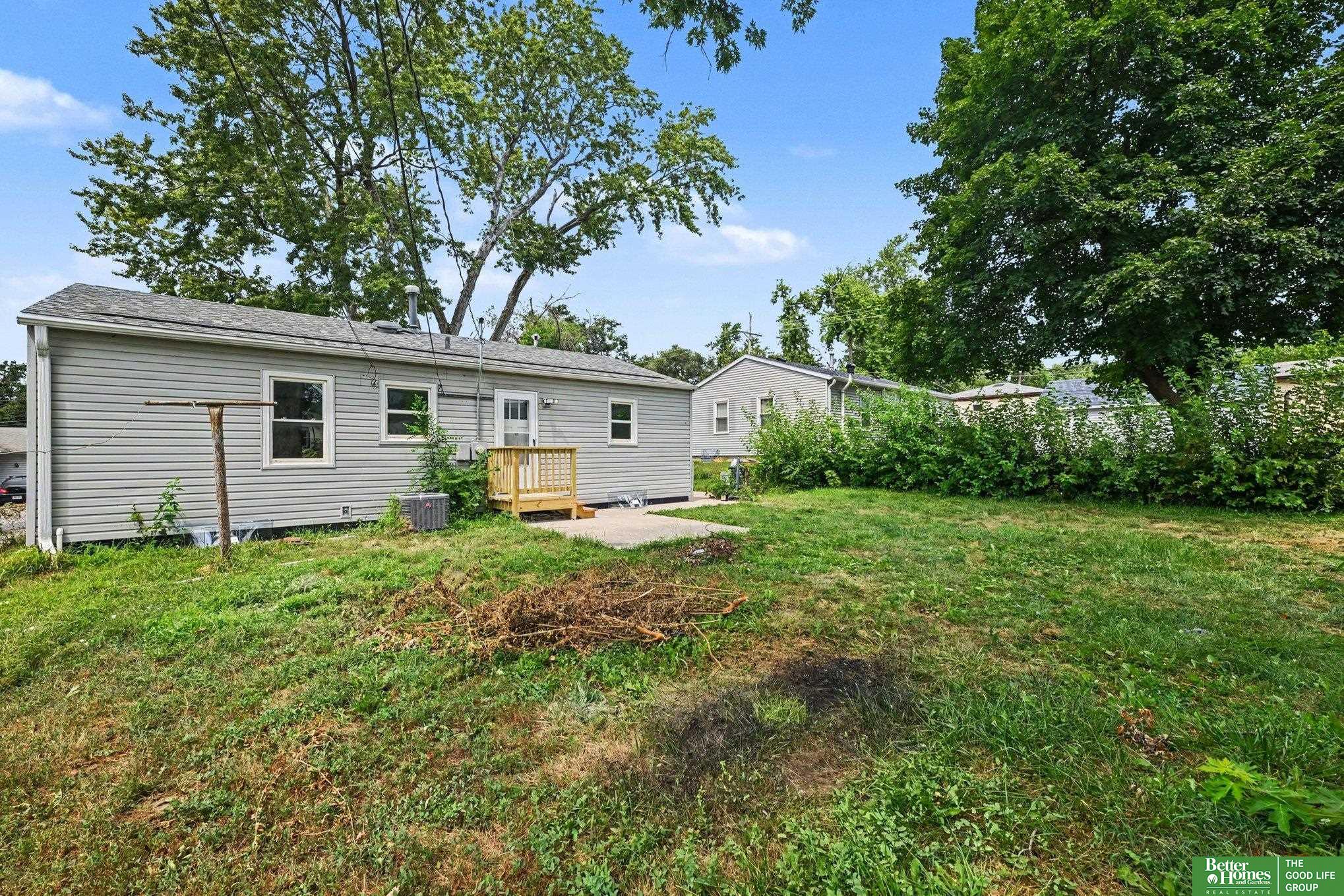 7625 S 40th Street