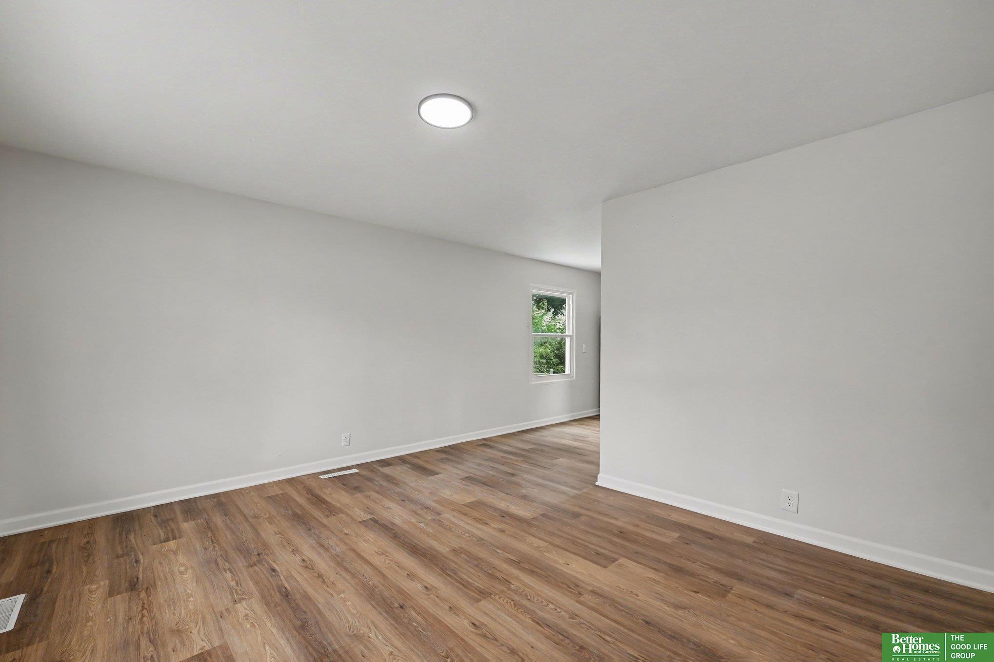 7625 S 40th Street