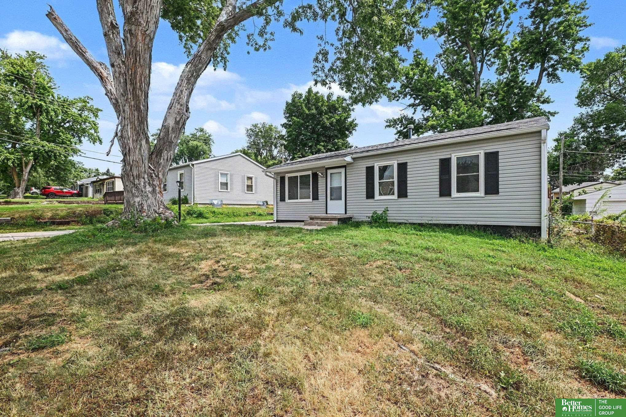 7625 S 40th Street