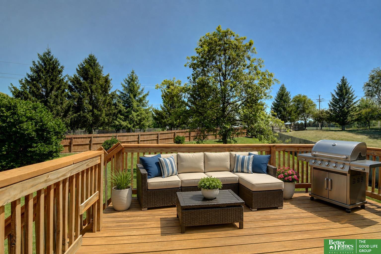 807 Edgewater Drive