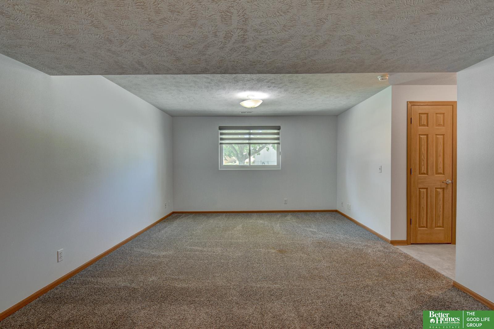 807 Edgewater Drive