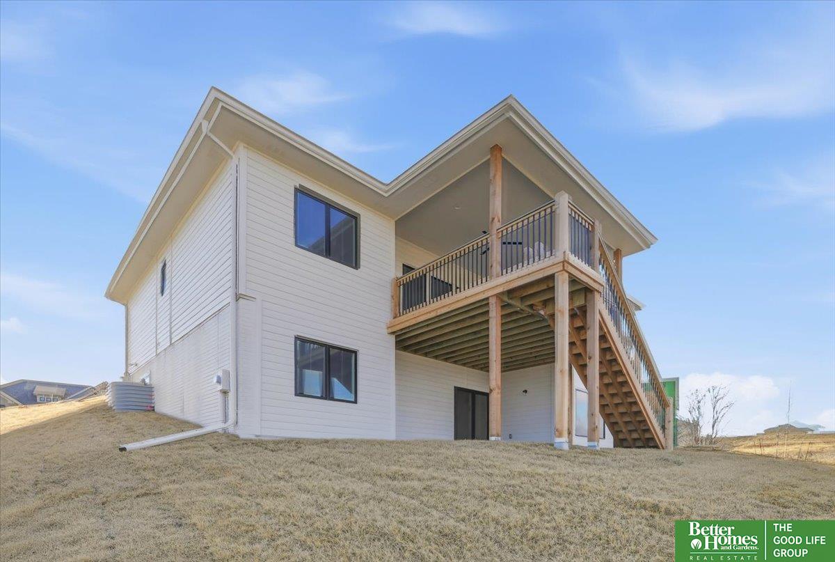 5820 N 213th Avenue