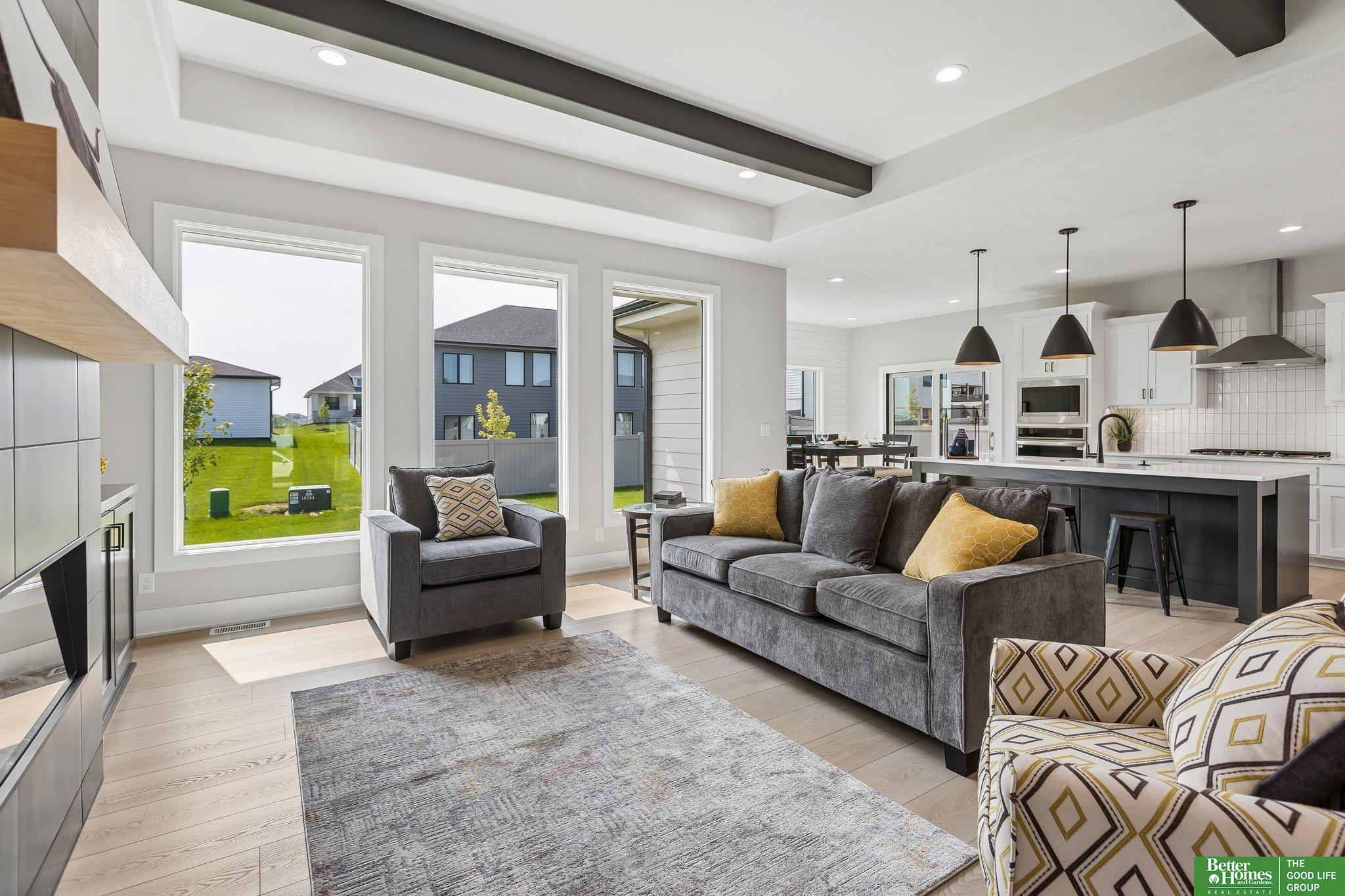 12359 Lake Vista Drive