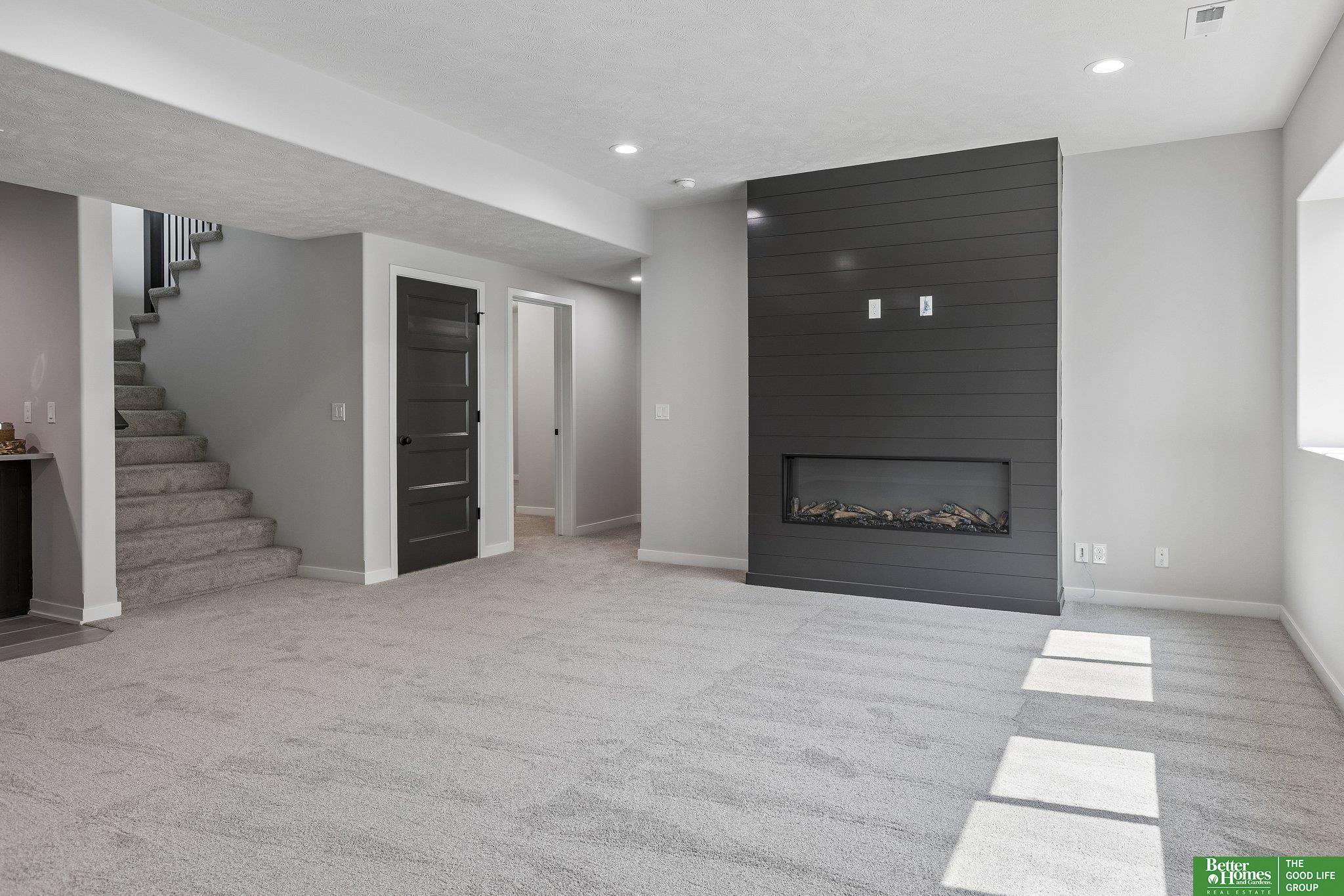 12359 Lake Vista Drive