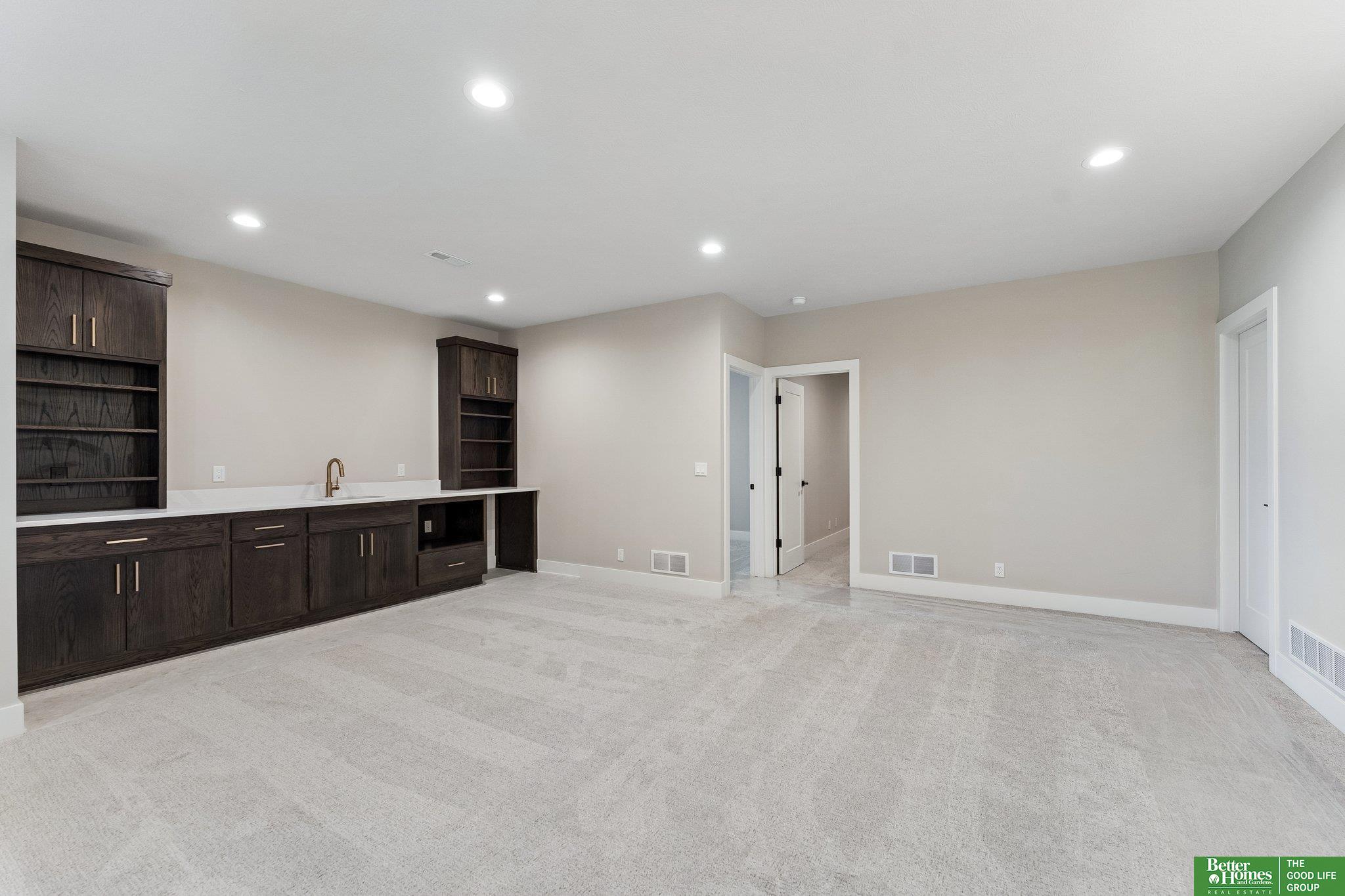 21126 Atwood Avenue
